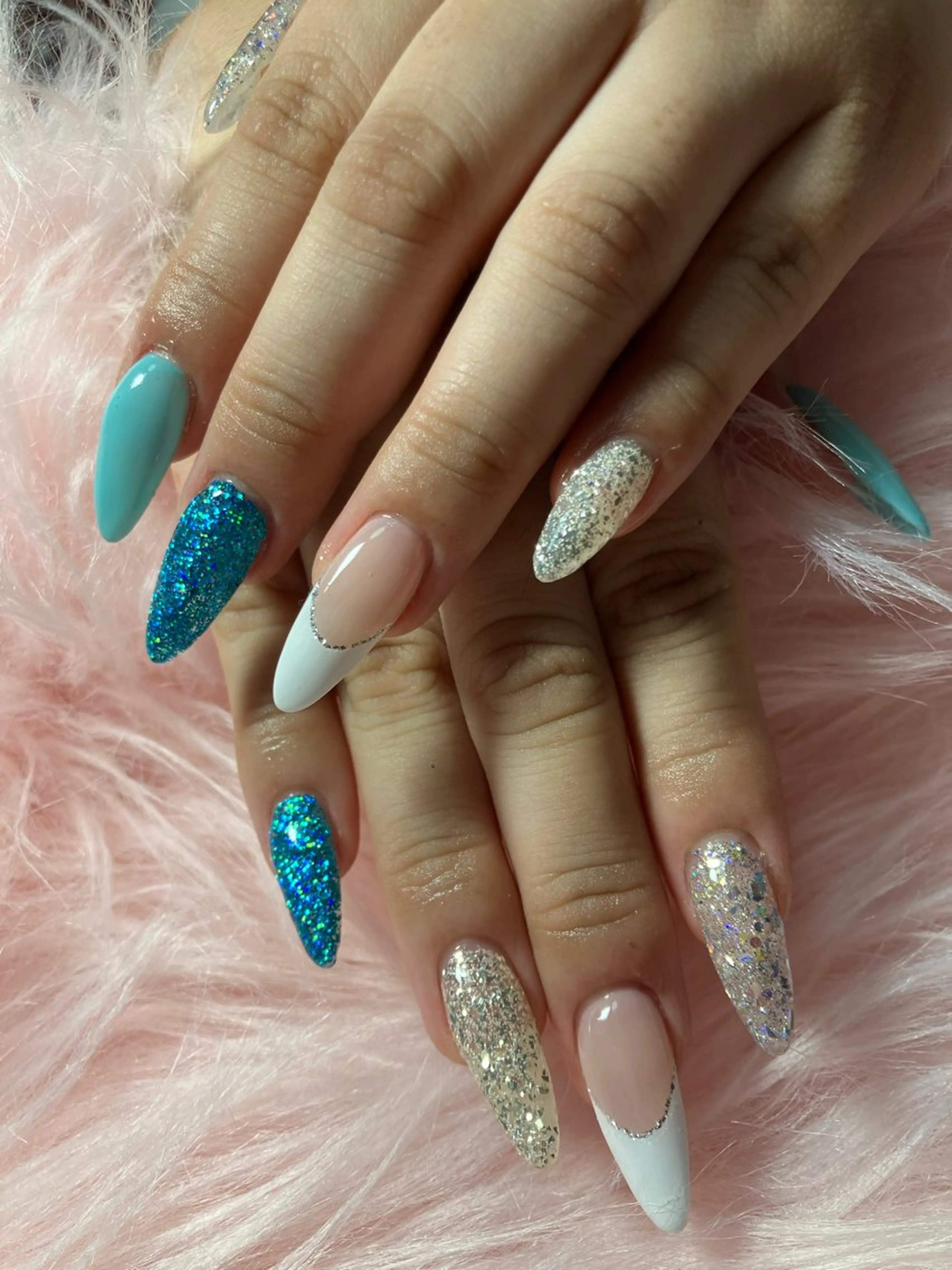 ネイル rukianail 新里のネイルデザイン