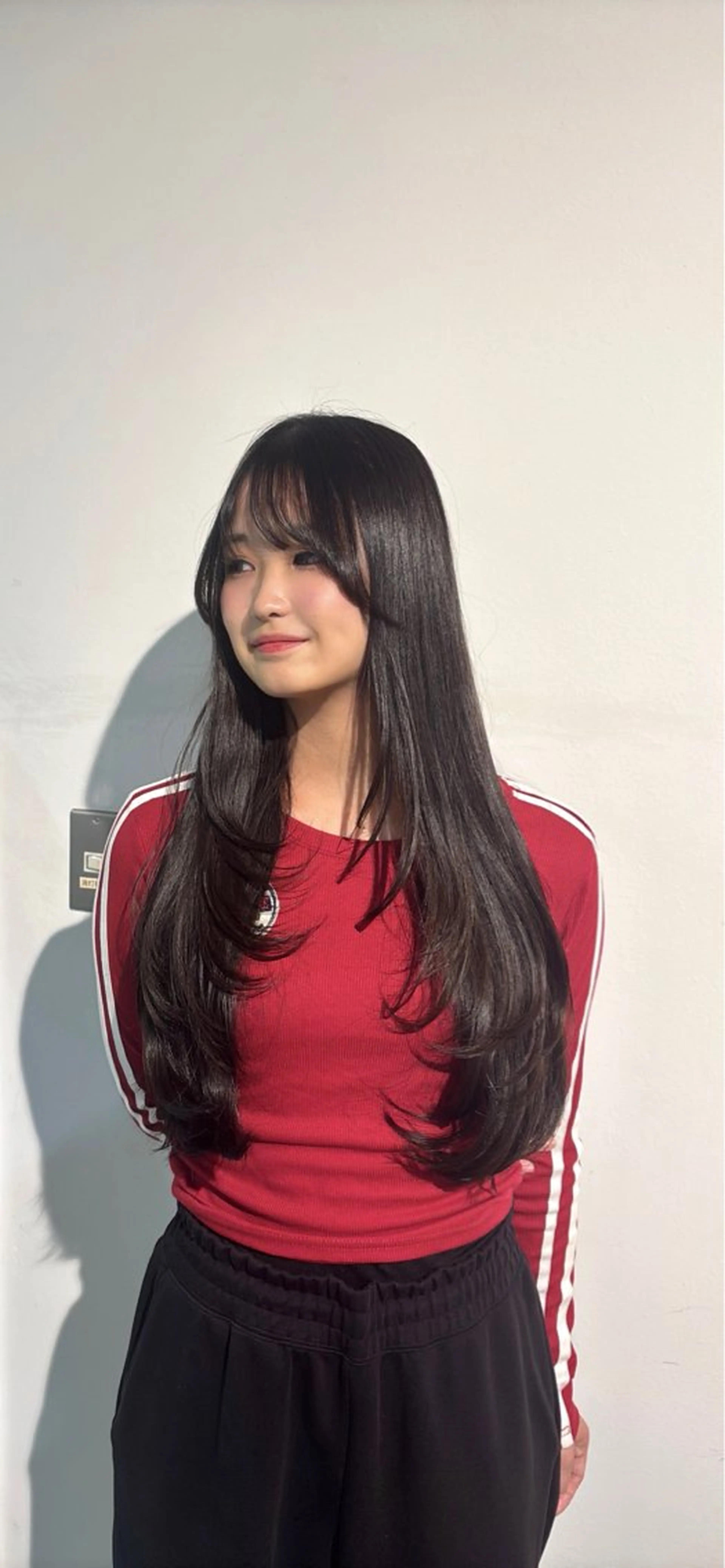 ロング レイヤーカット 日比野 紅杏のヘアスタイル