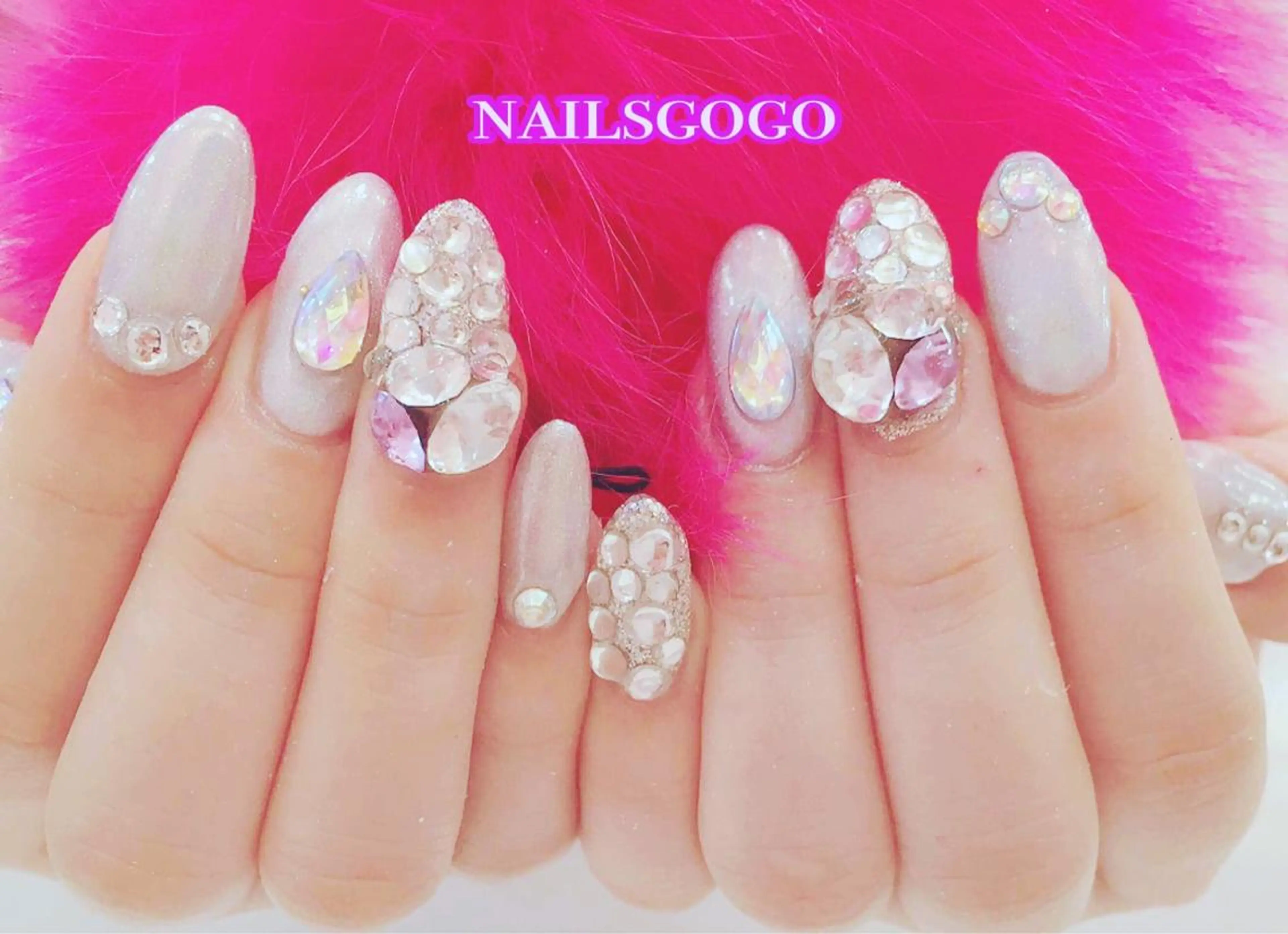 ネイル アートネイル オーロラネイル フットネイル 卒業式 ラメ(グリッター) NAILSGOGO shibuyaのネイルデザイン