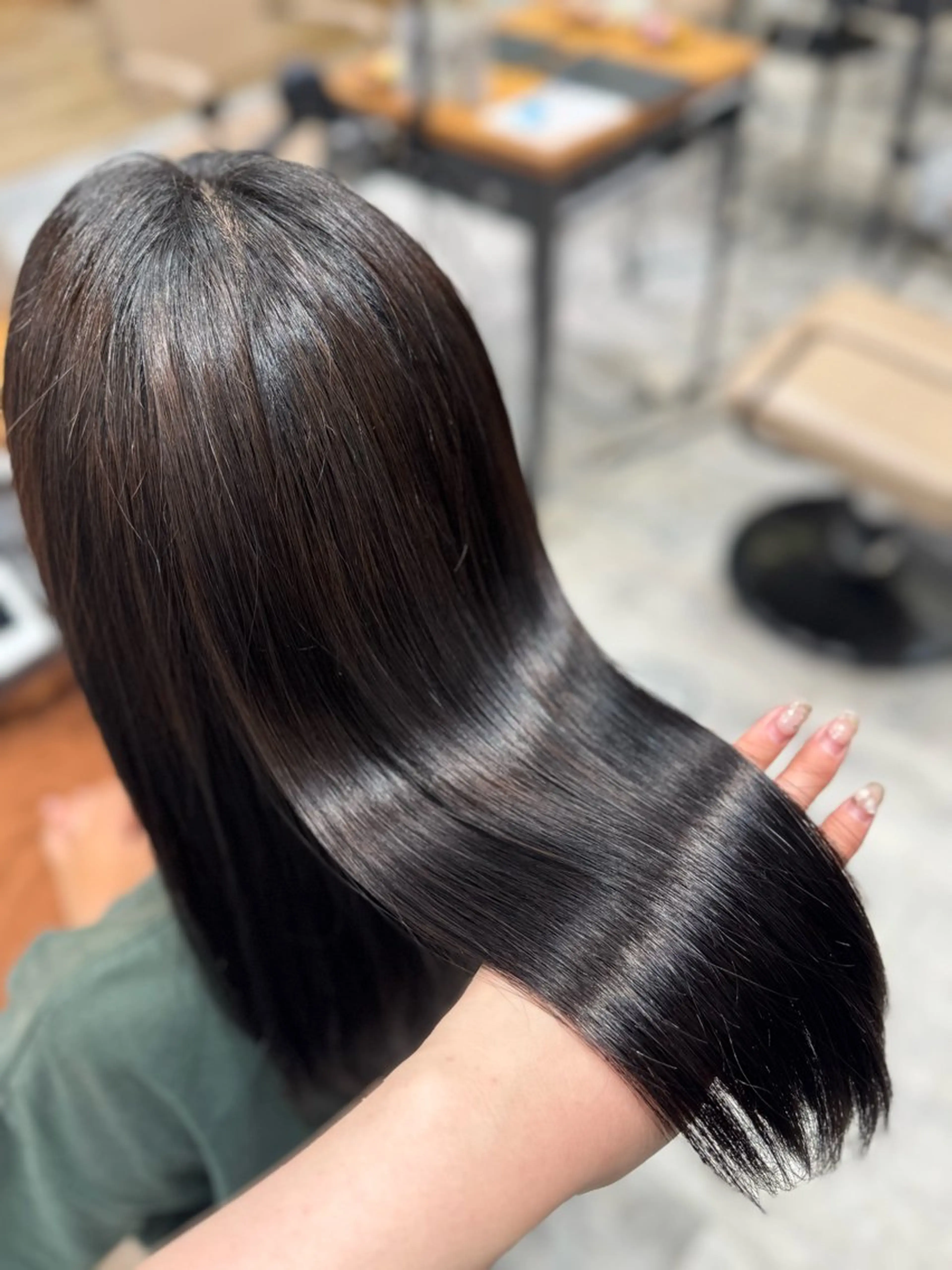 セミロング カラー セミロングパーマ アッシュ ベージュカラー ブラウンカラー ブラウンベージュ トリートメント 新宿透明感カラー 髪質改善/吉川怜奈のヘアスタイル