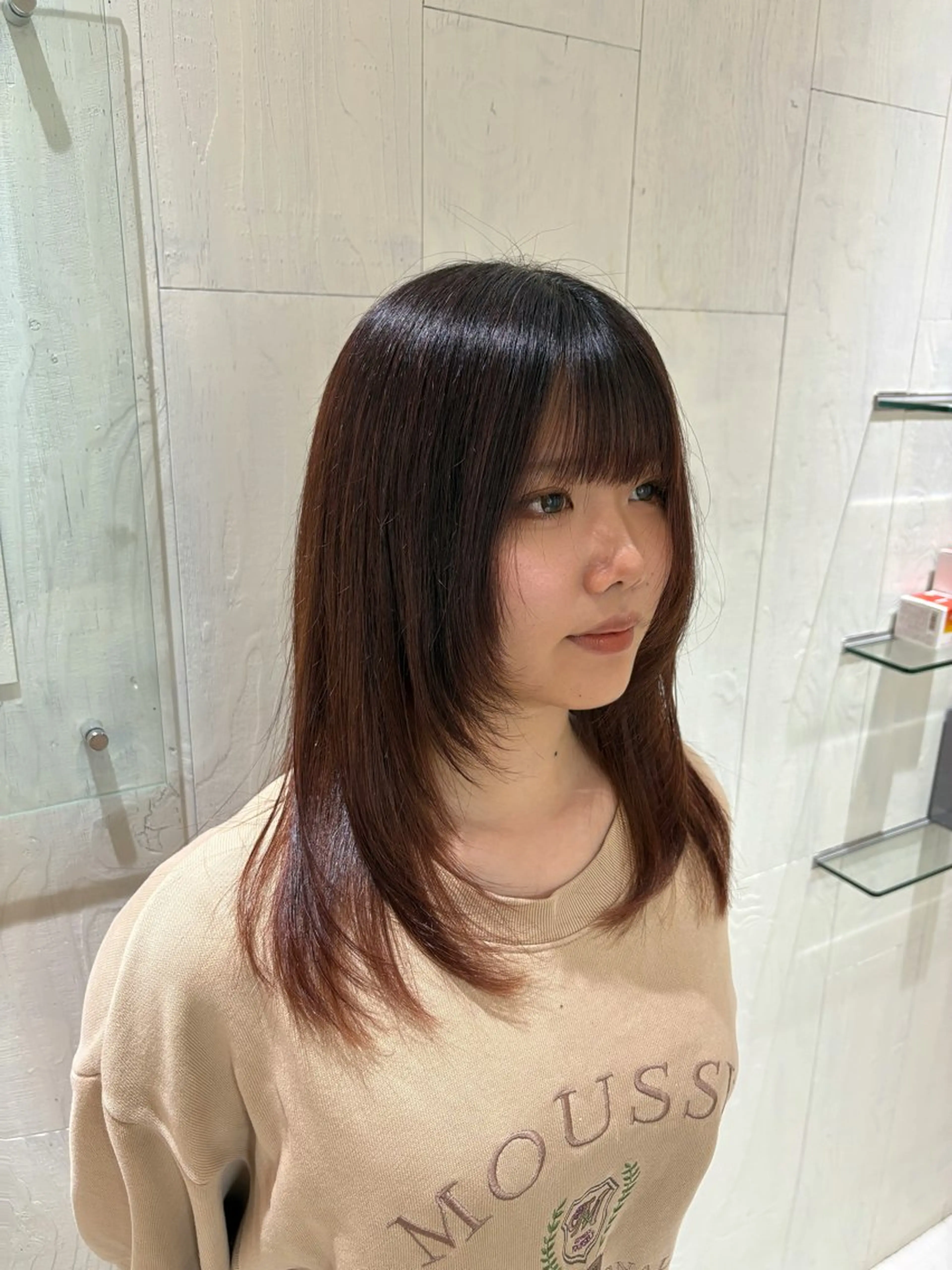 ミディアム レイヤーカット カット ブリーチなしWカラー レイヤー/Rickyのヘアスタイル