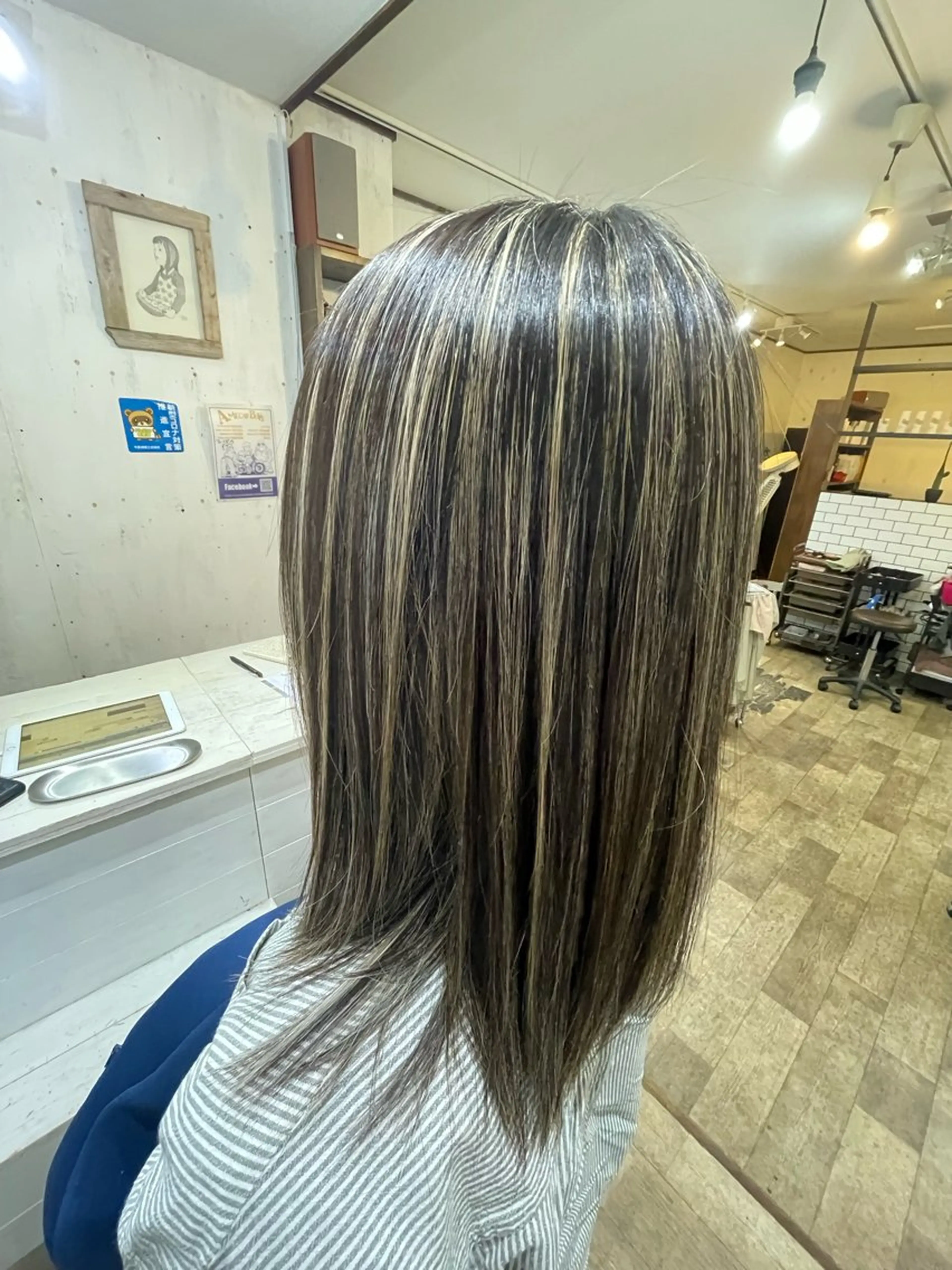 ミディアム ハイライト ヘアカラー RICCA HAIR所属・🫧極細ﾊｲﾗｲﾄ/ 白髪ぼかしも◎🫧のヘアスタイル