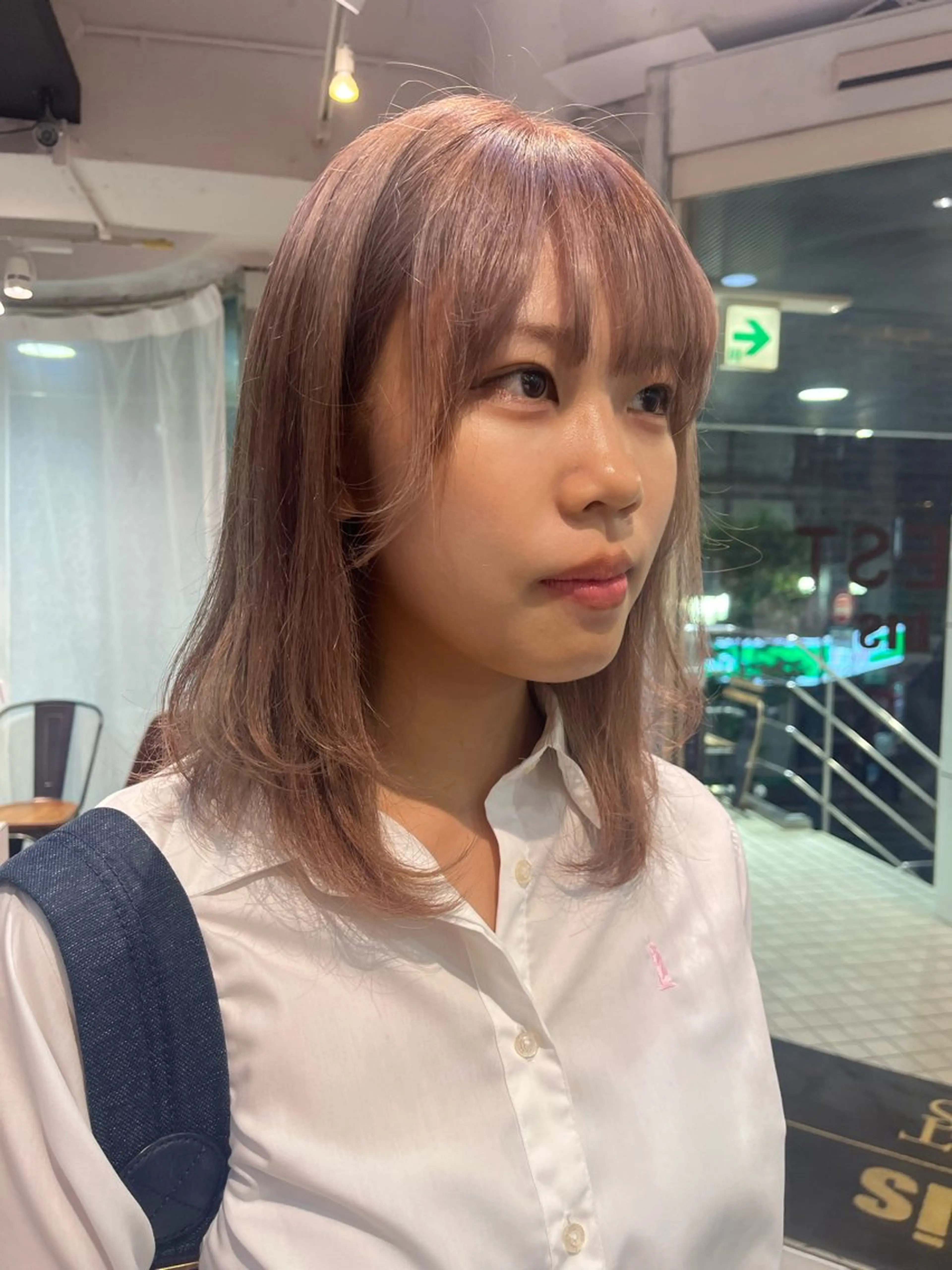 ロング カラー ブリーチ ケアブリーチ ダブルカラー イヤリングカラー グラデーションカラー ヘアカラー 酸性ストレート 🤍🎀honokaのヘアスタイル