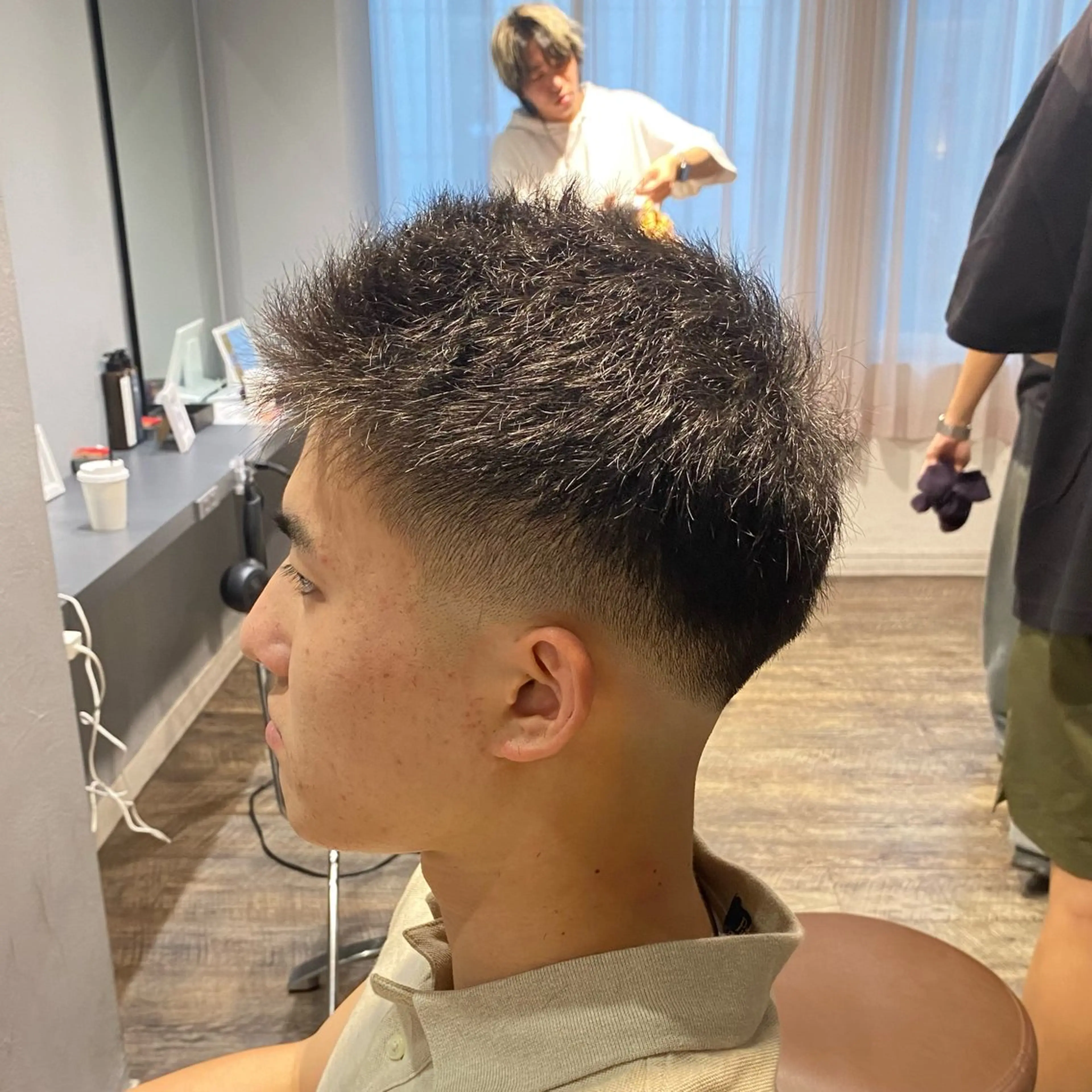 ショート メンズ カット 江﨑 翔のヘアスタイル