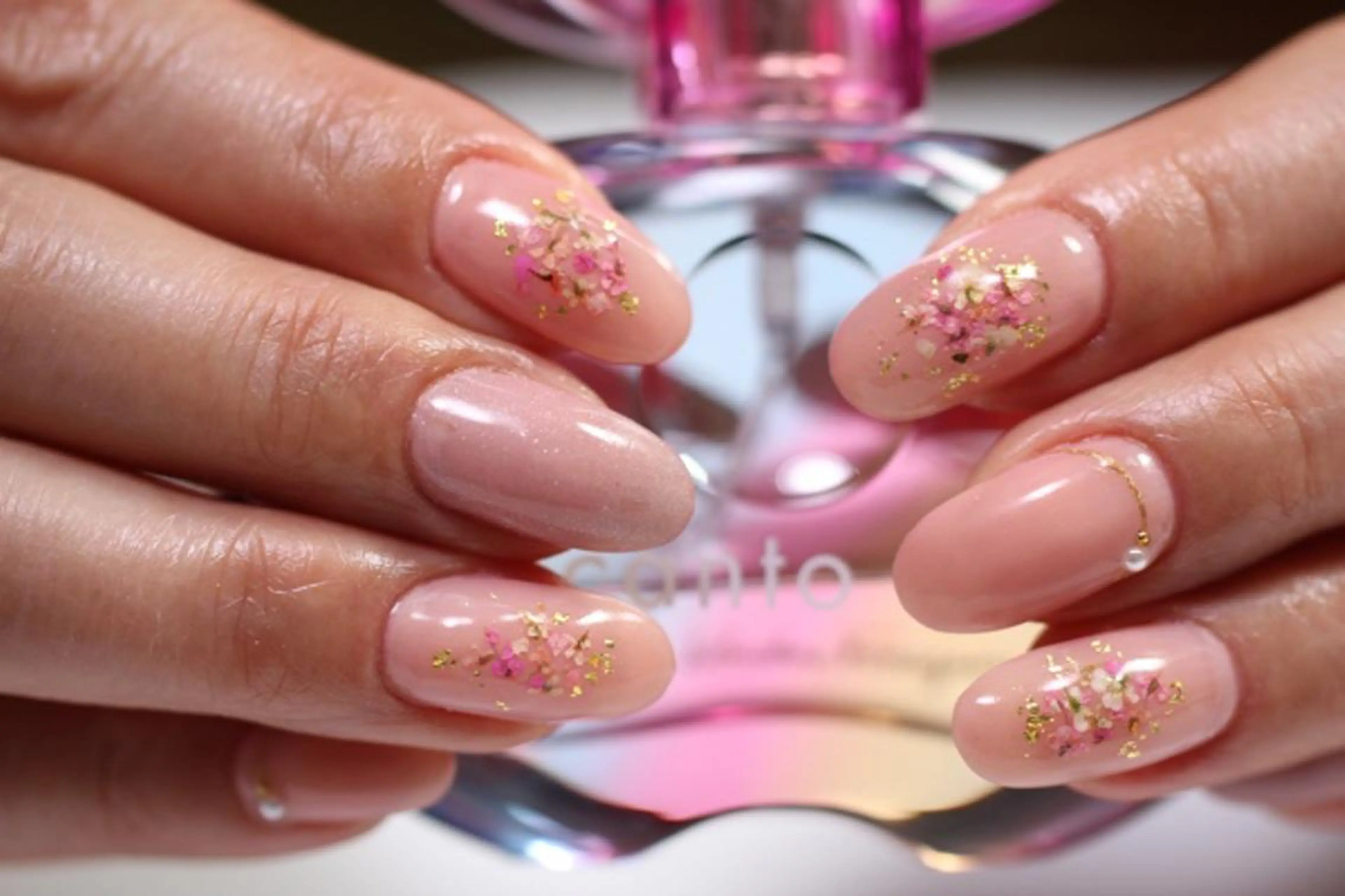 ネイル ジェルネイル ママリンド　志村坂上店所属・しみ えんのネイルデザイン