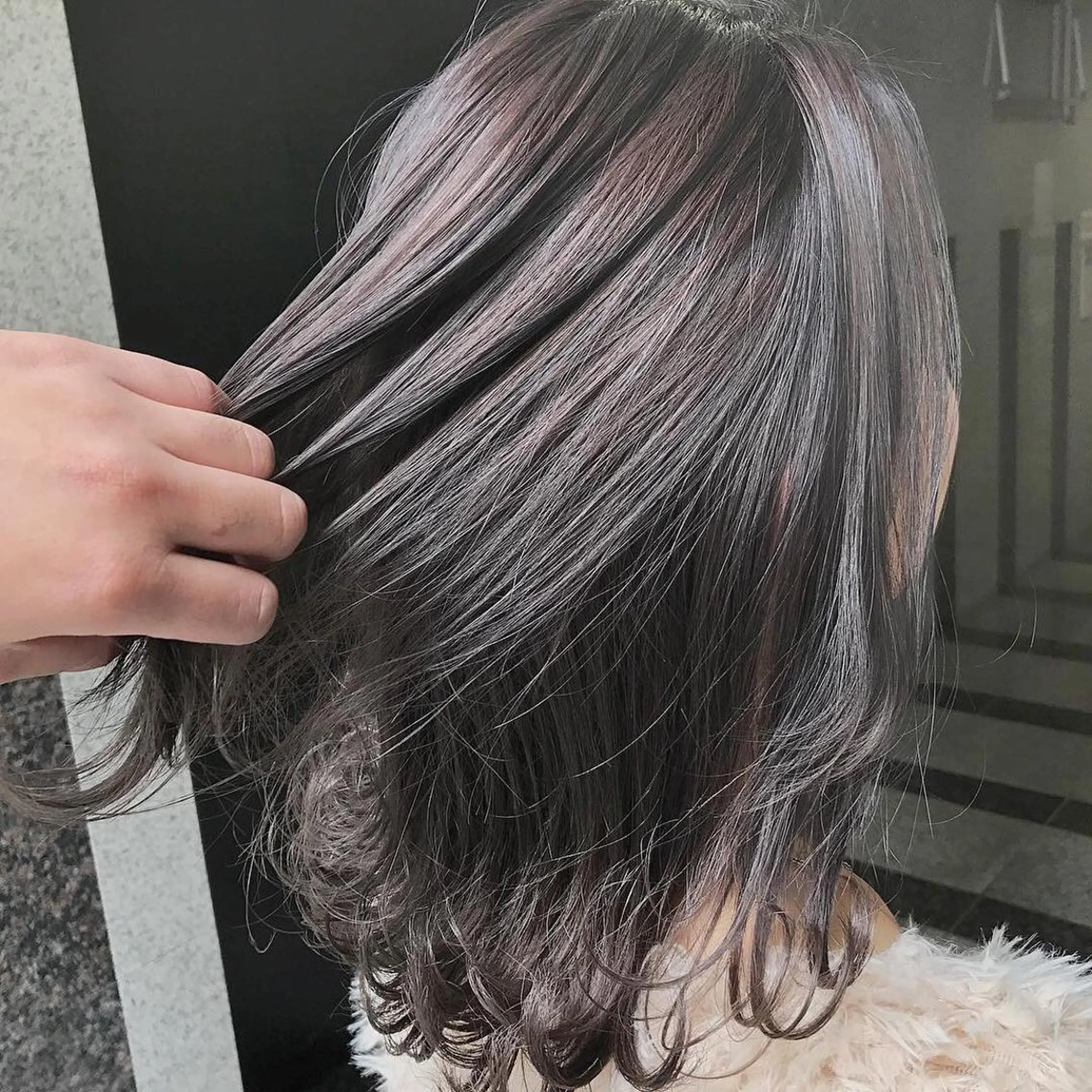 ミディアム カラー バイオレットカラー カット ヘアカラー トリートメント 八谷 将平のヘアスタイル