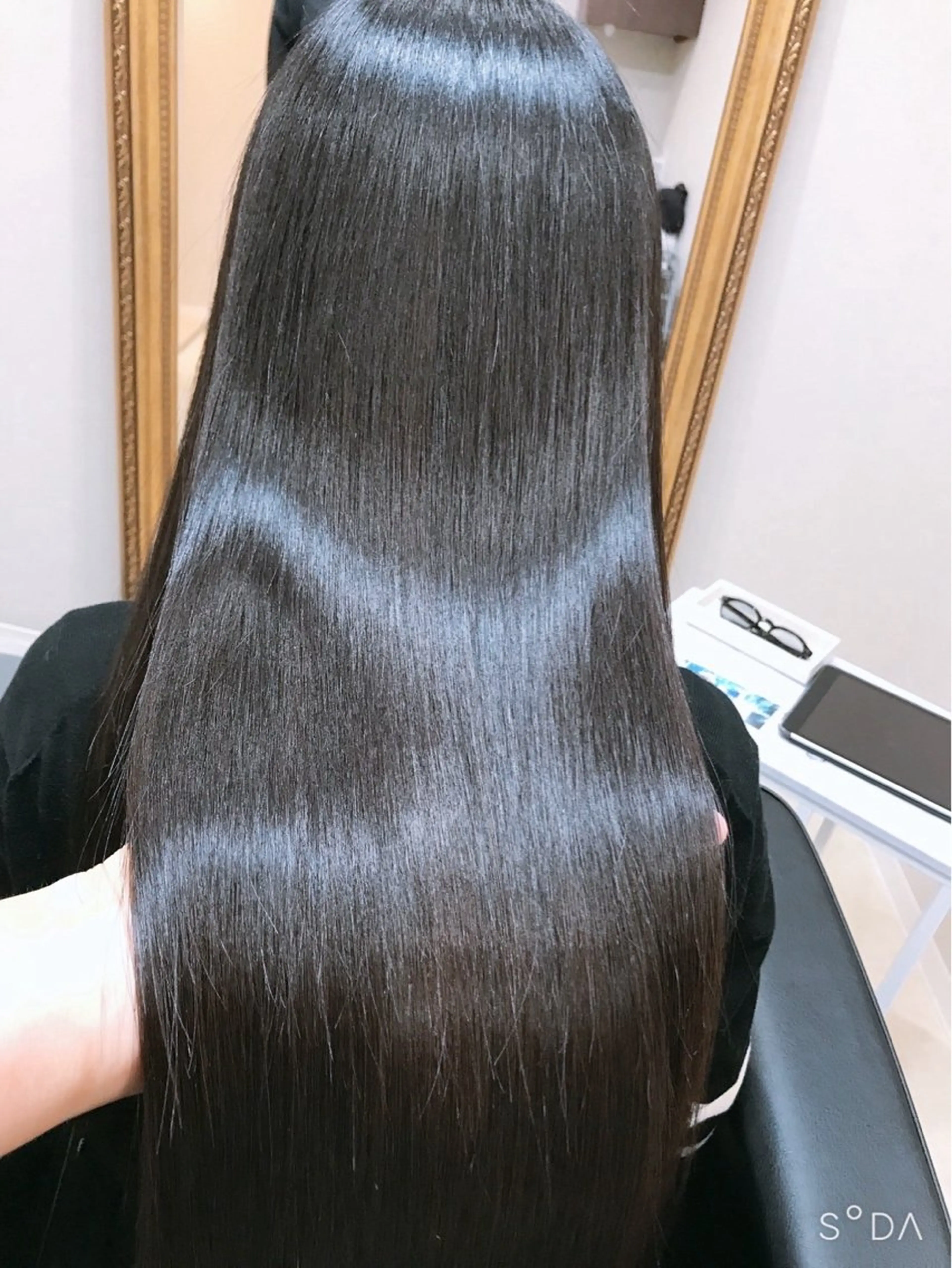 ロング Carrefour LOCO Kyogoku八潮店【カルフールロコキョウゴク】所属・LOCO Aikaのヘアスタイル