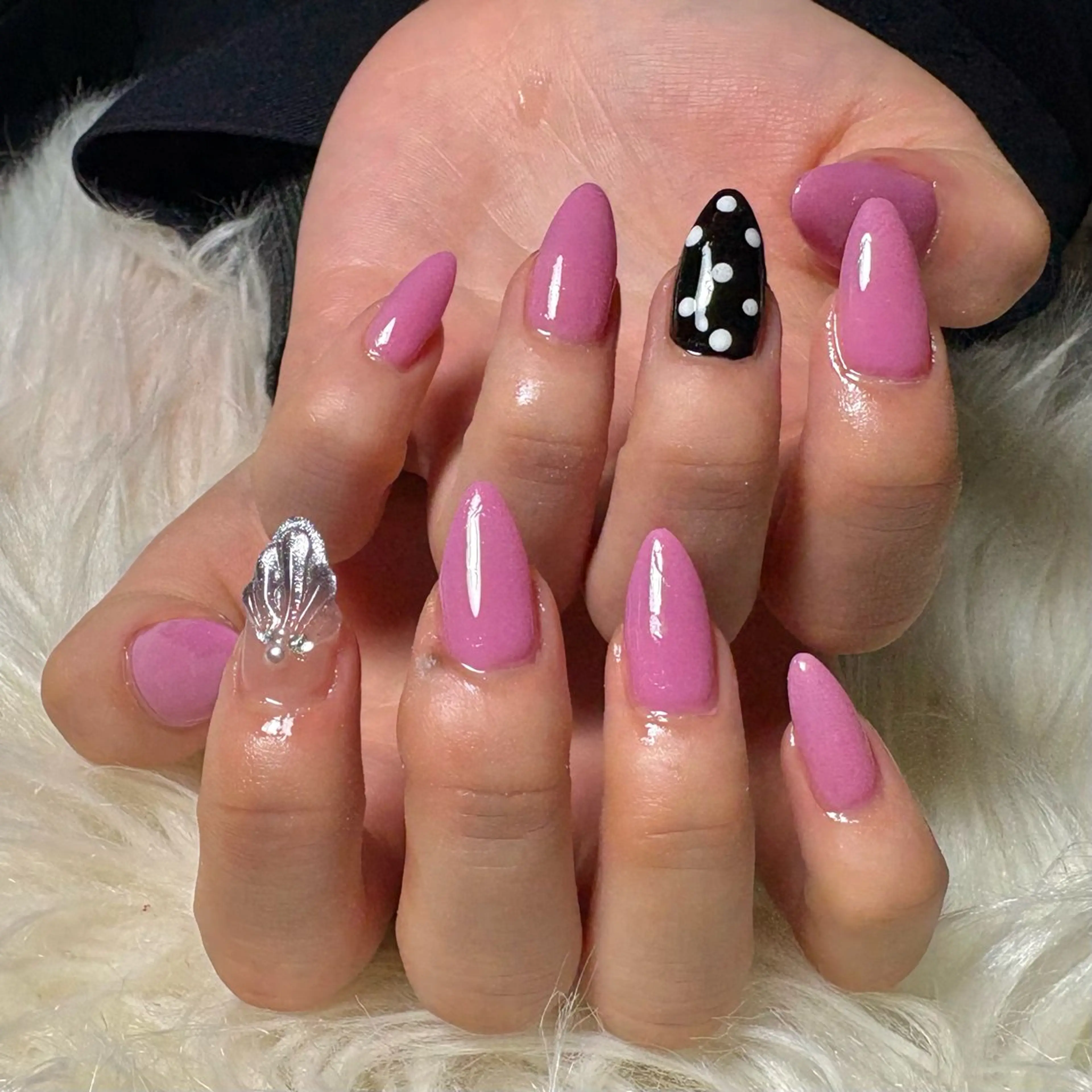 ネイル ハンドネイル ハンドケア hohomi .のネイルデザイン