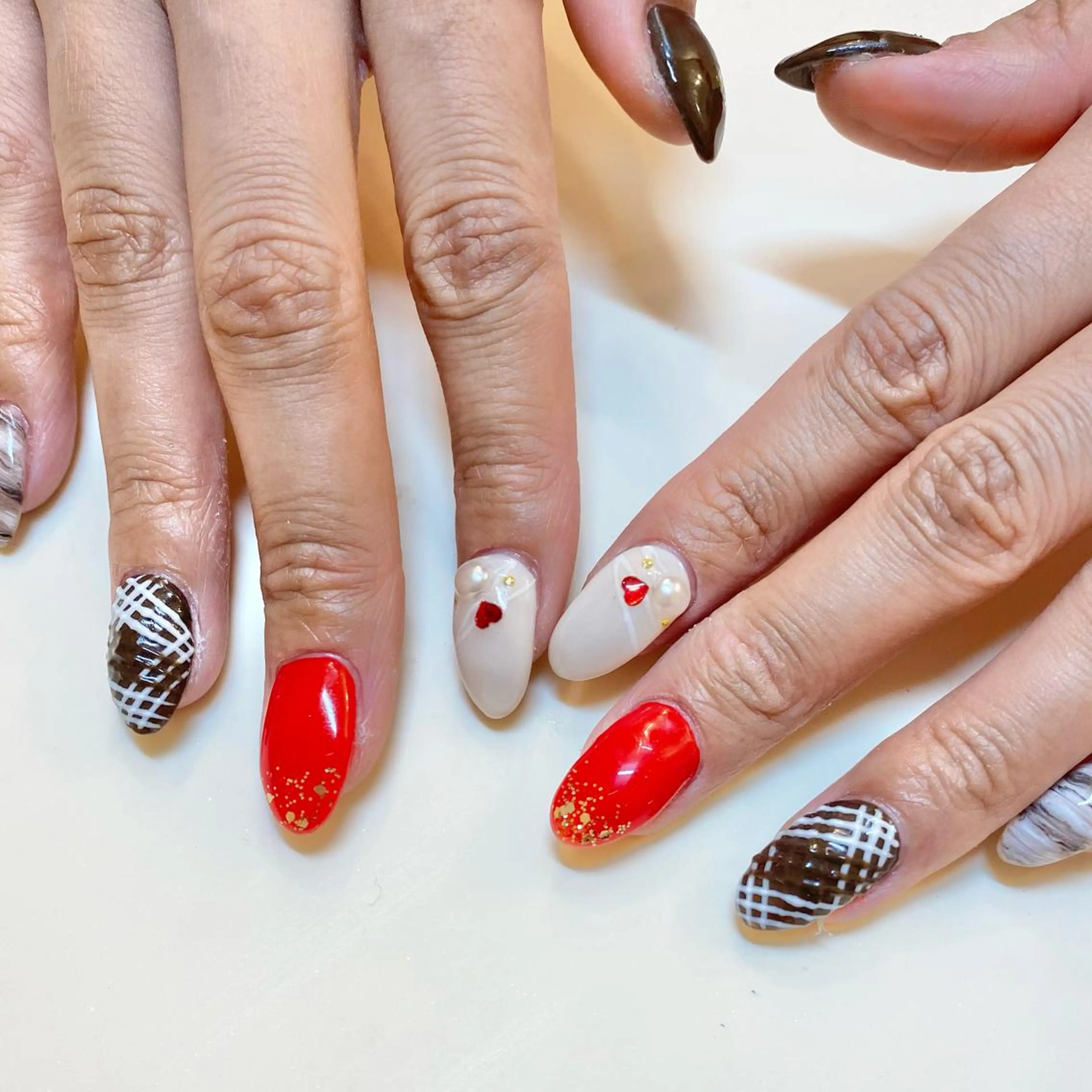 ネイル ハンドネイル 藤原 みゆのネイルデザイン