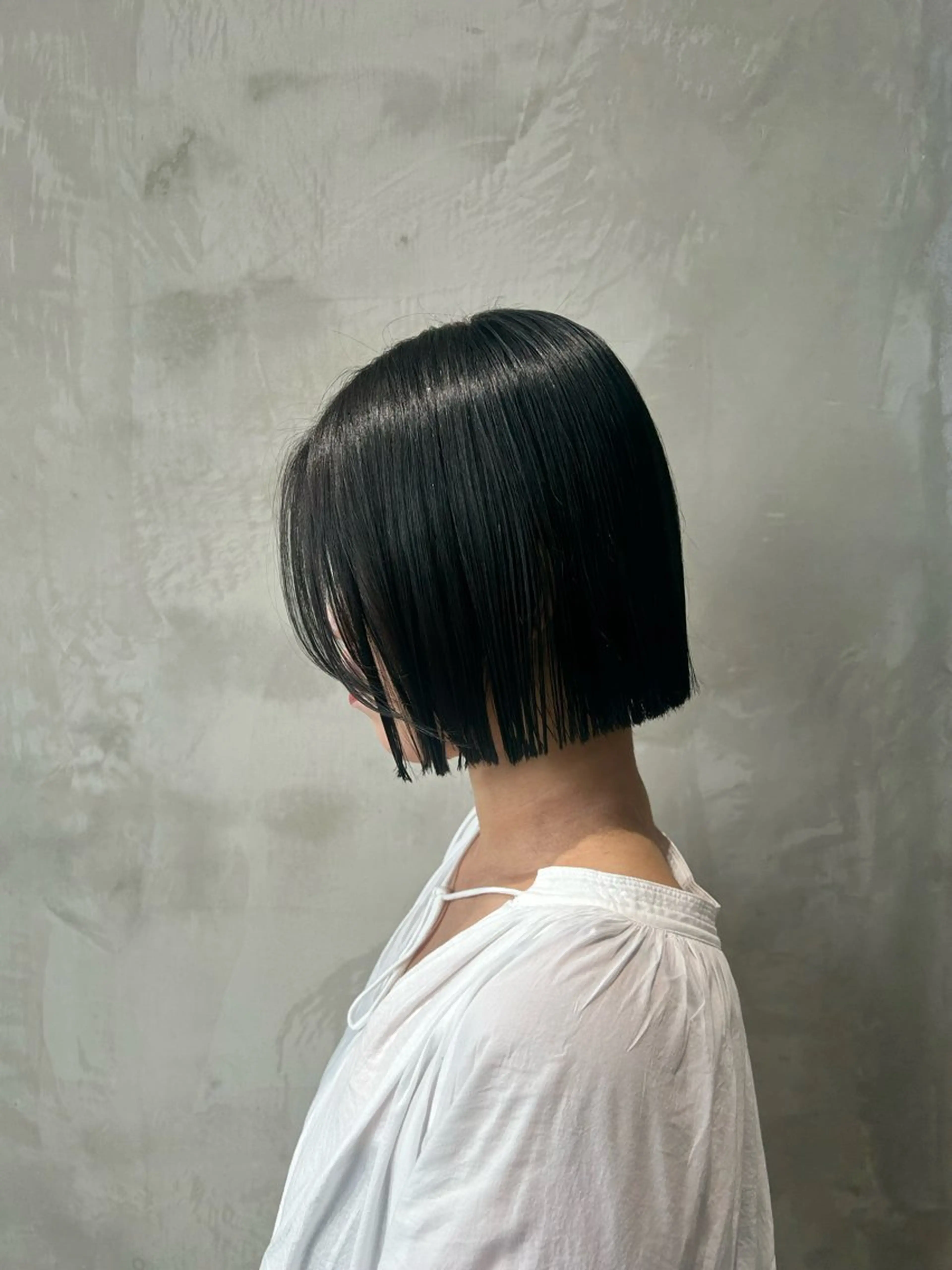 ショート カラー 切りっぱなしボブ 黒髪 ブルーカラー ブルーブラック ボブ 渋谷/レイヤーボブ・ 韓国ボブ特化/楓のヘアスタイル