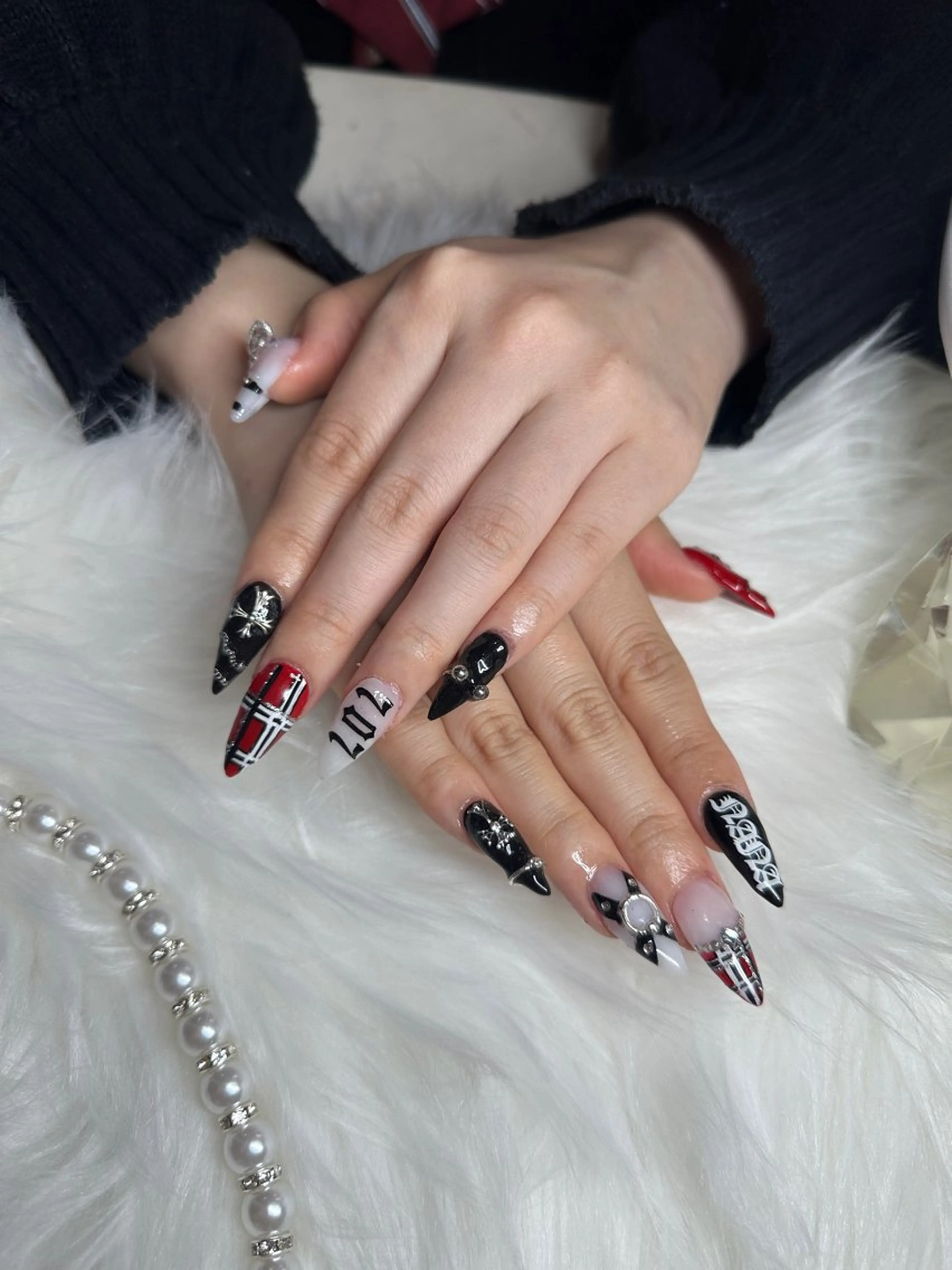 ネイル 加納 莉音のネイルデザイン