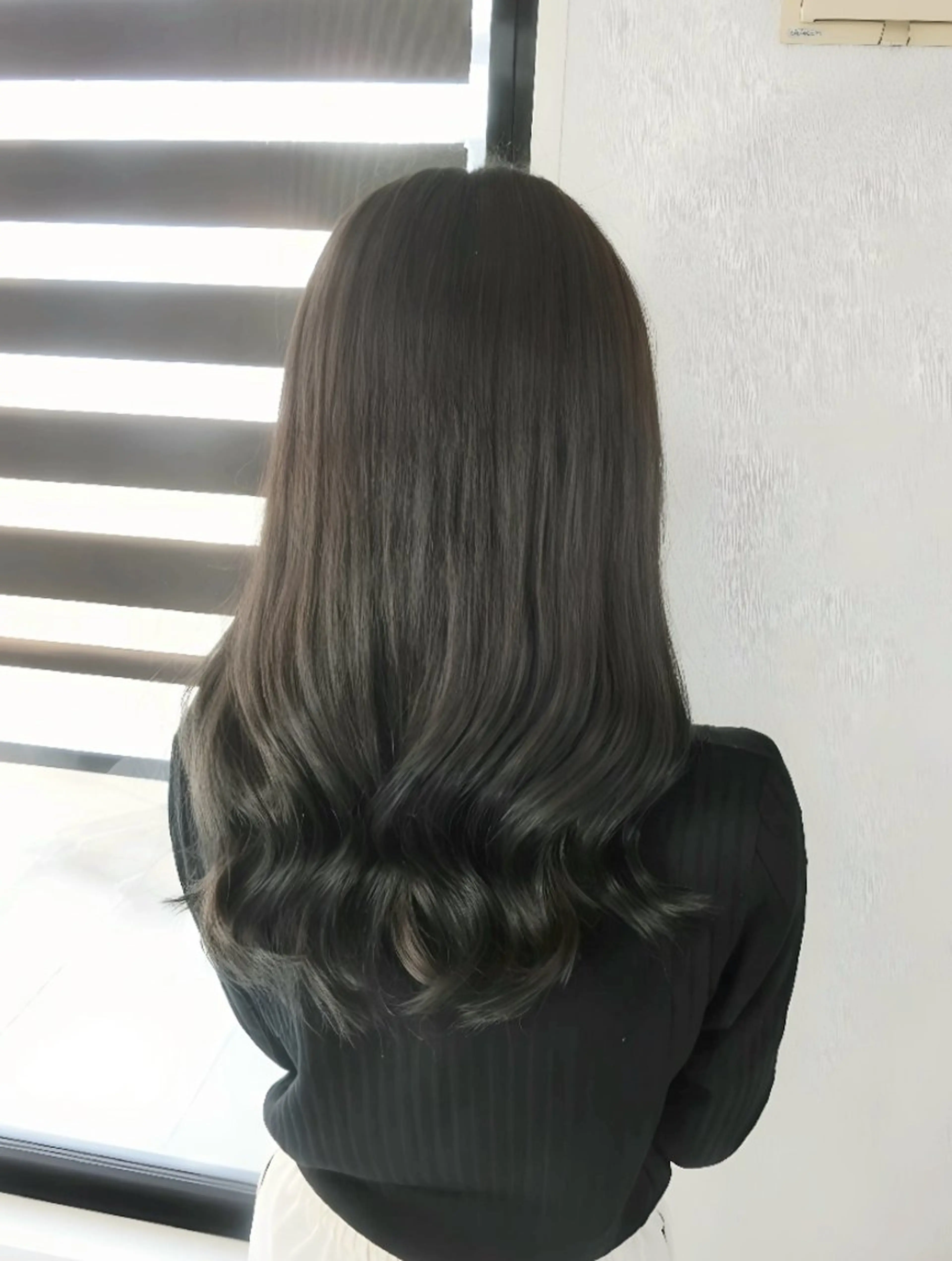 ロング カラー ma cherie naoのヘアスタイル