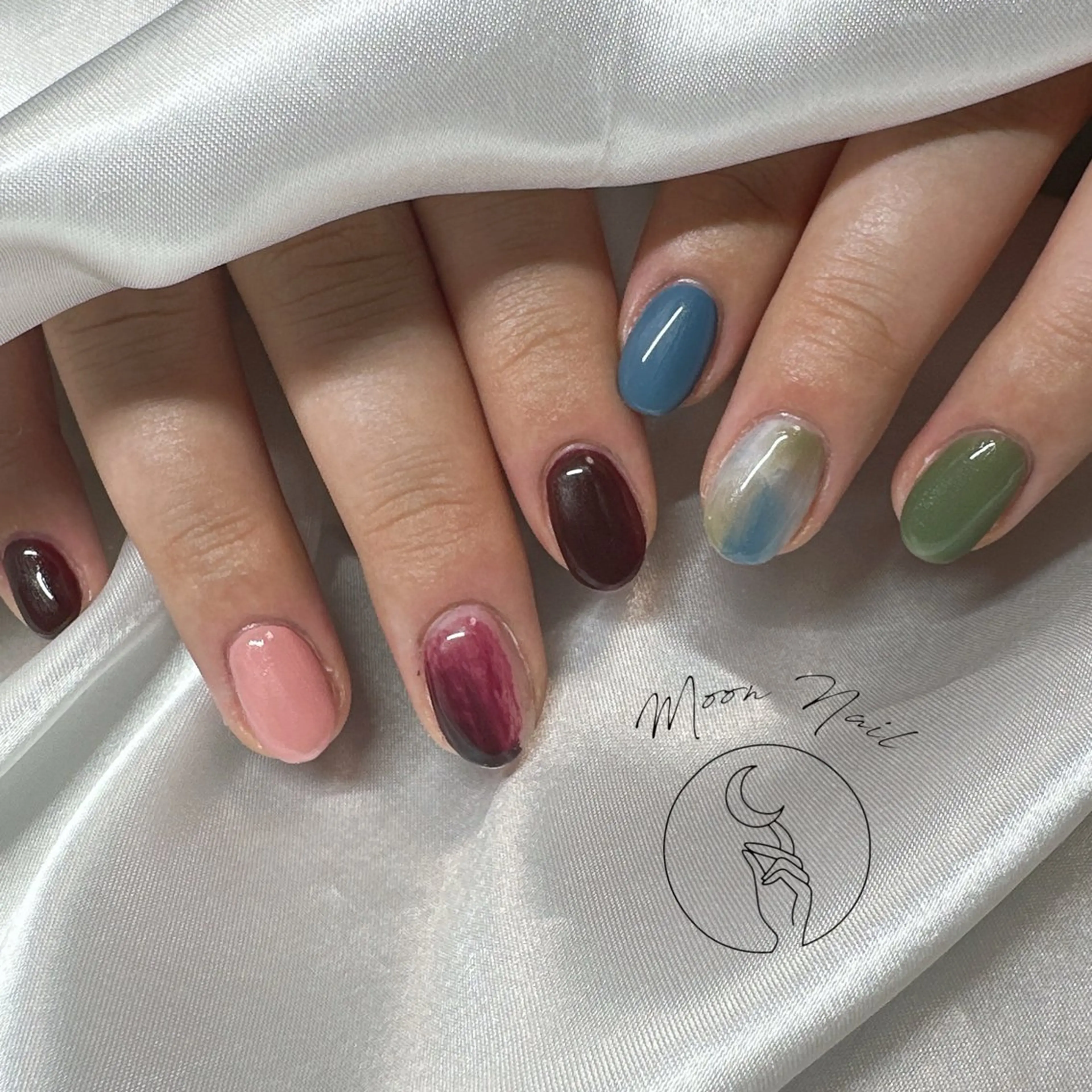 ネイル Moon  Nail /栄　大須のネイルデザイン