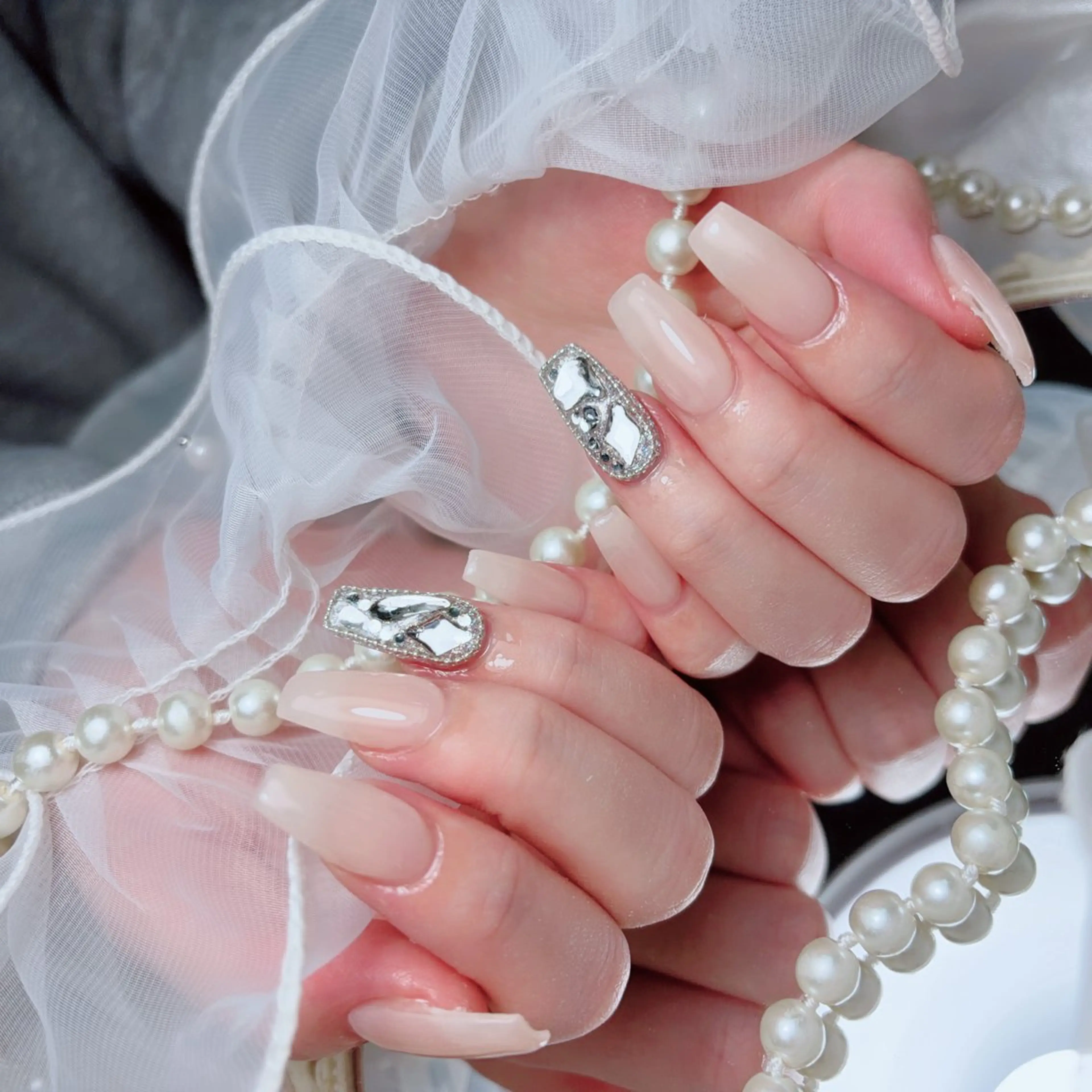 ネイル ジェルネイル キラキラネイル 韓国ネイル パラジェル スカルプネイル Nailsalon Spina 琴美のネイルデザイン