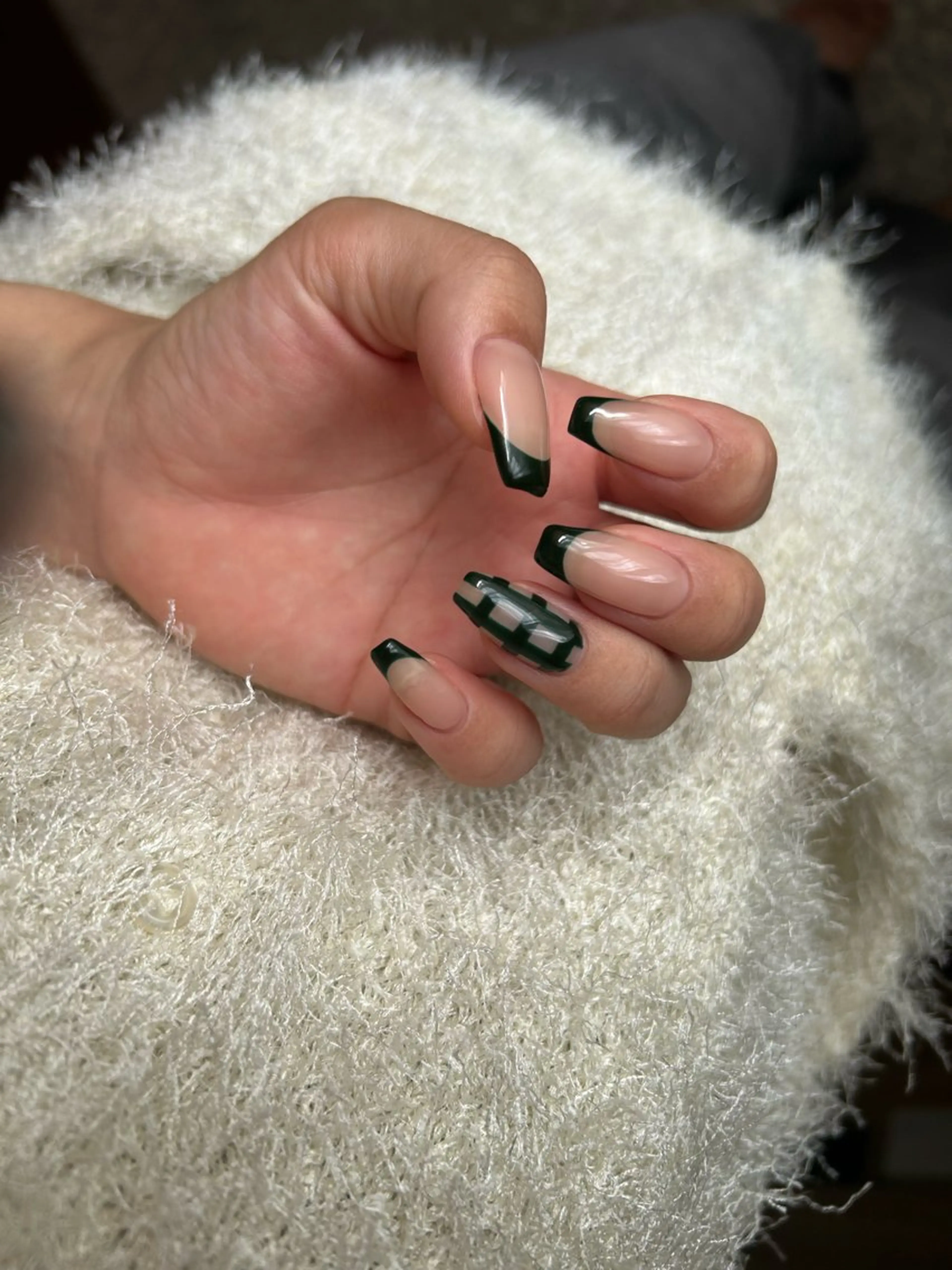 ネイル ハンドネイル repos-ルポ-所属・repos yoshitomeのネイルデザイン