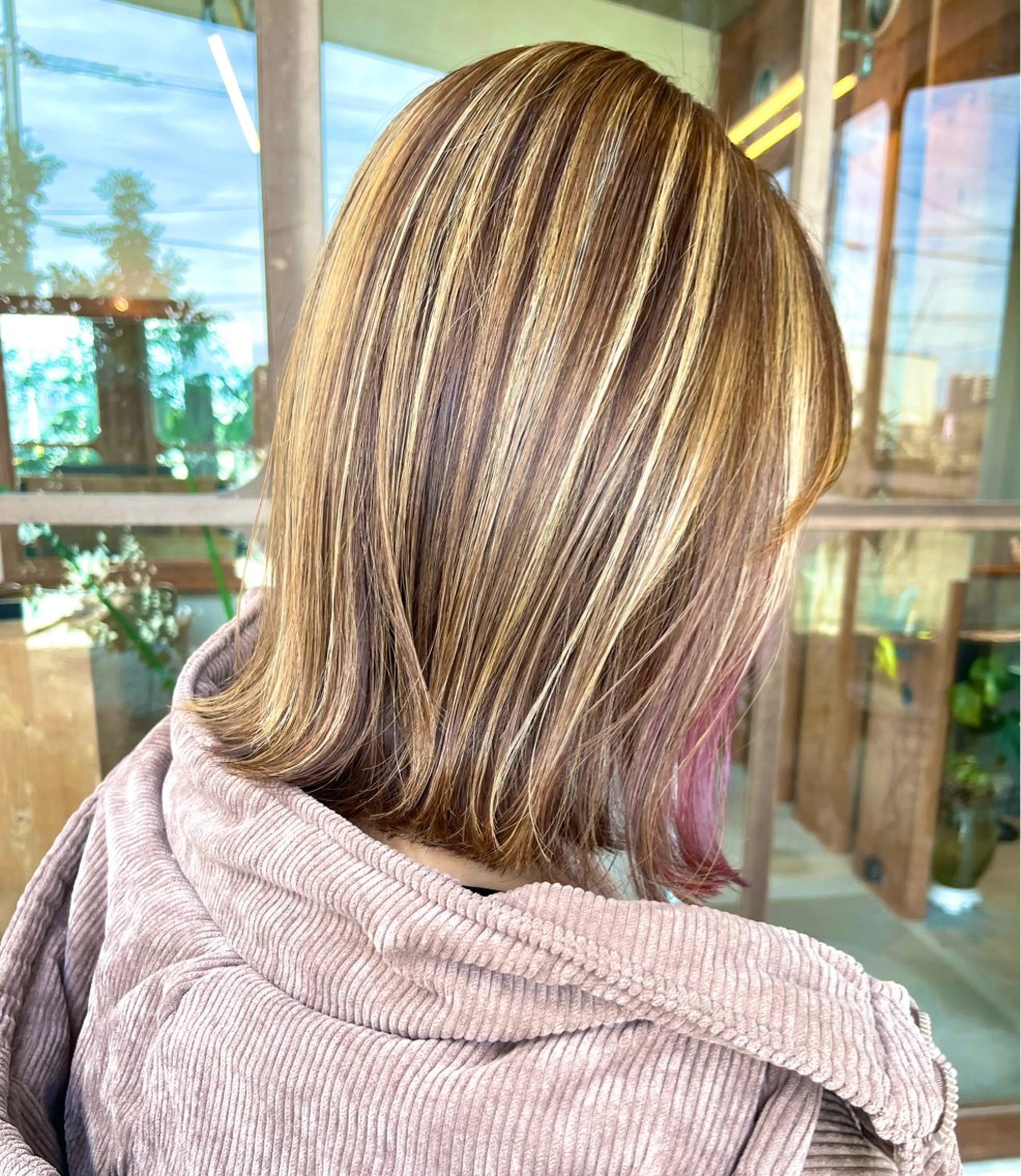 カット＋カラー＋ハイライト＋トリートメント《パウダープレックス使用》ミディアム＋500円ロング＋1000円の写真