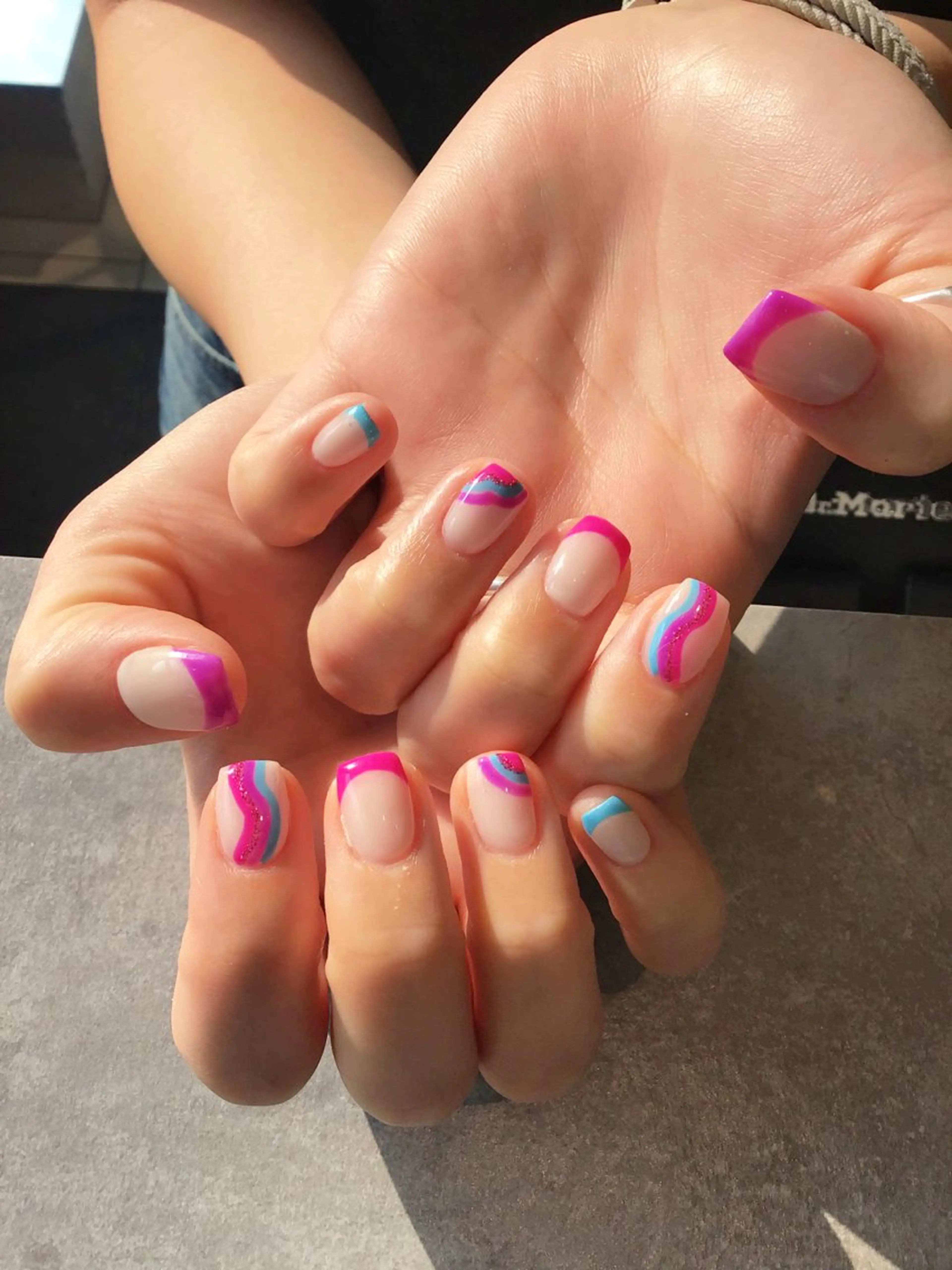 ネイル 持ち込み Nest 岩崎のネイルデザイン