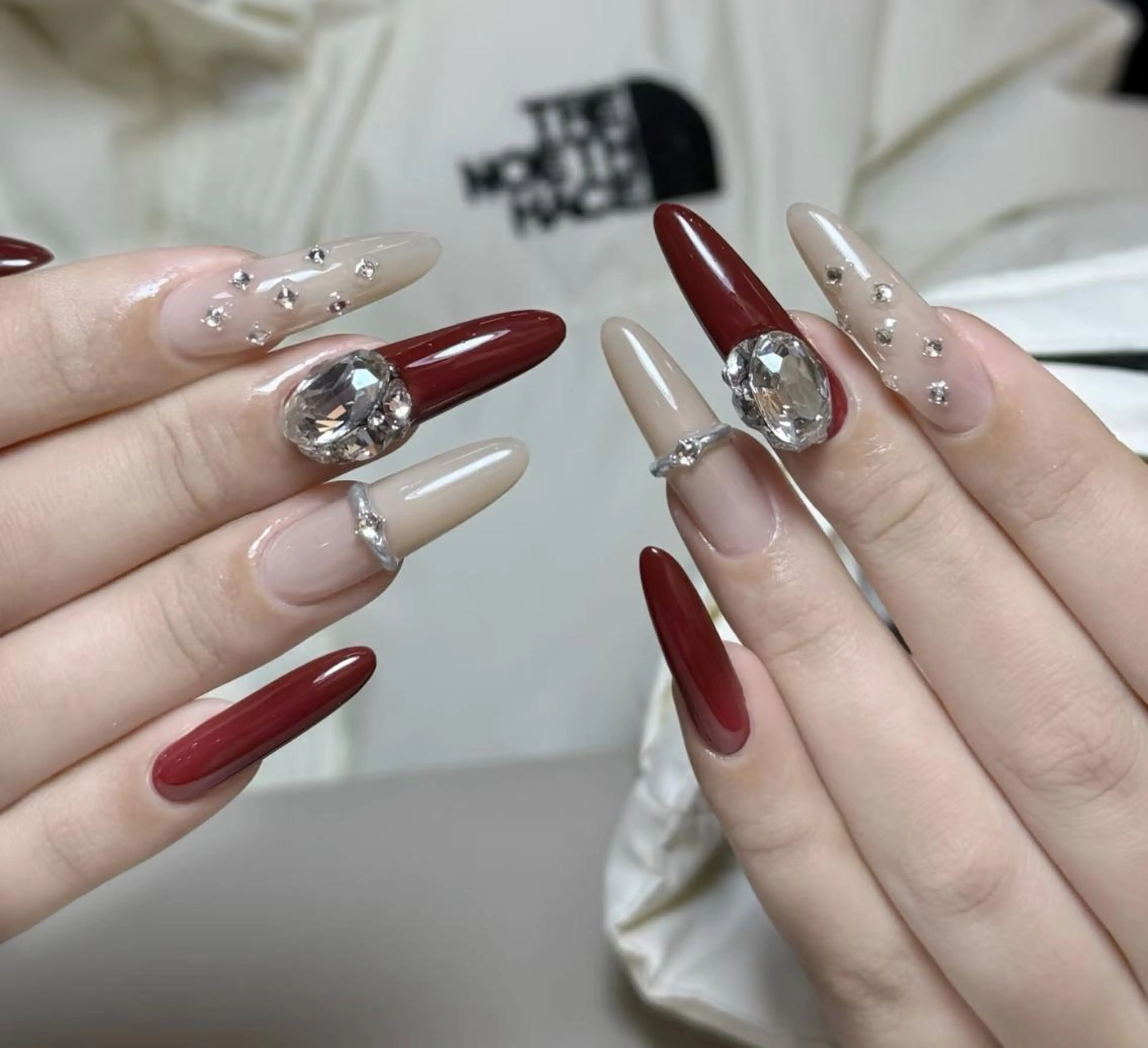 ネイル ハンドネイル ハンドケア 🍑 momo_nailのネイルデザイン