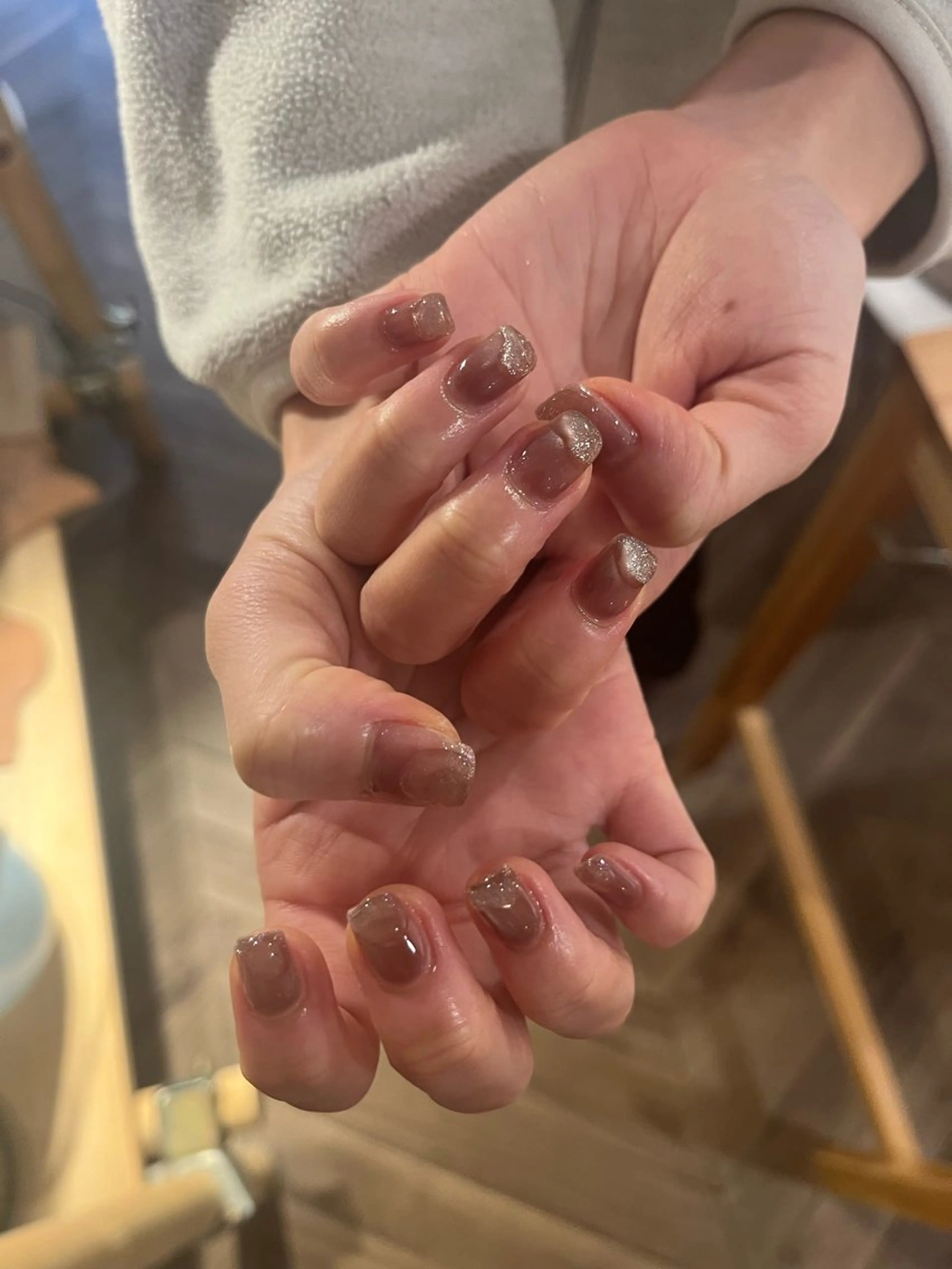 ネイル キラキラネイル ラメ(グリッター) ぷっくりネイル ハンドネイル AT.1011(アトリエテンイレブン)所属・AT.1011 (ハルカ)のネイルデザイン