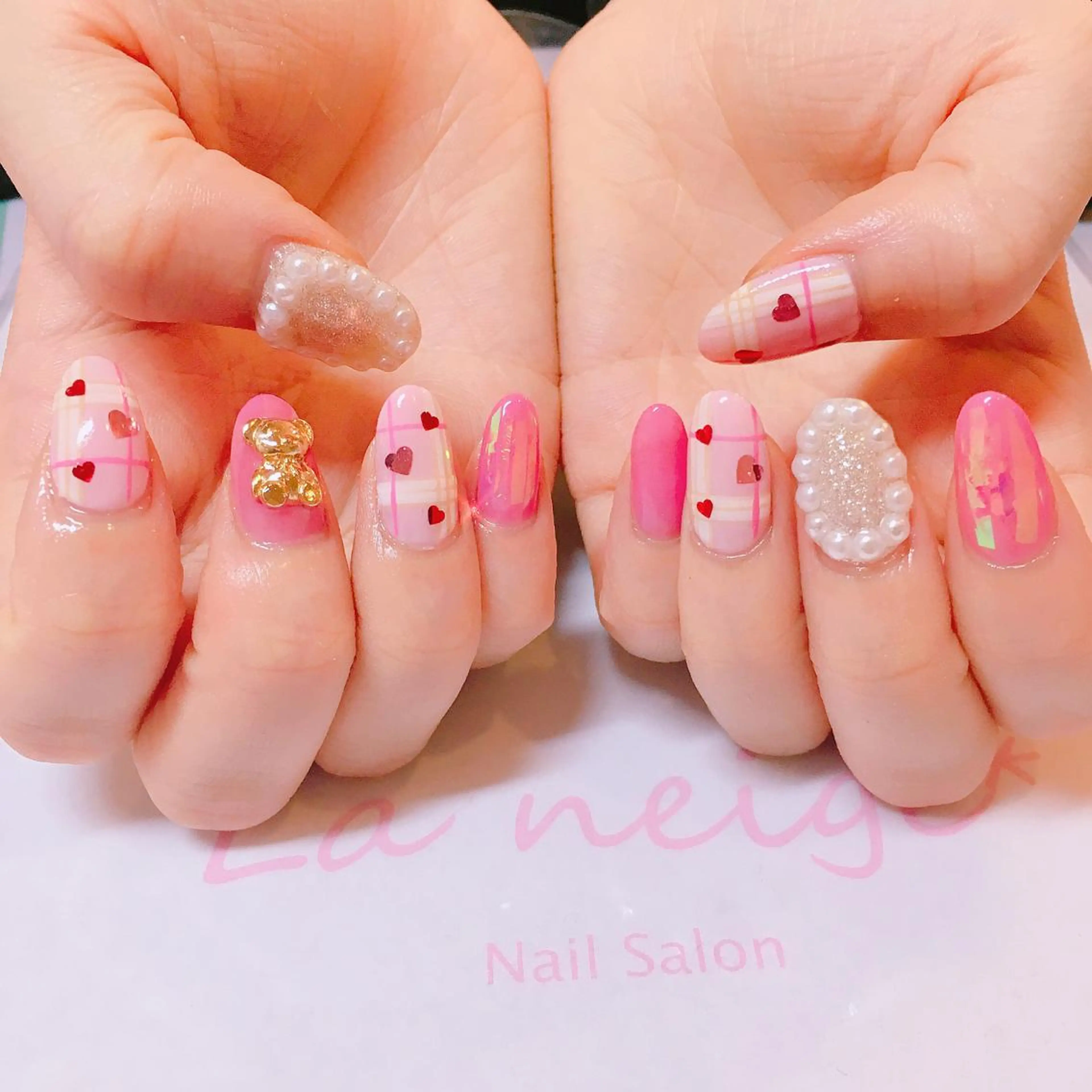 ネイル La neige* yuki 🥯🍑のネイルデザイン