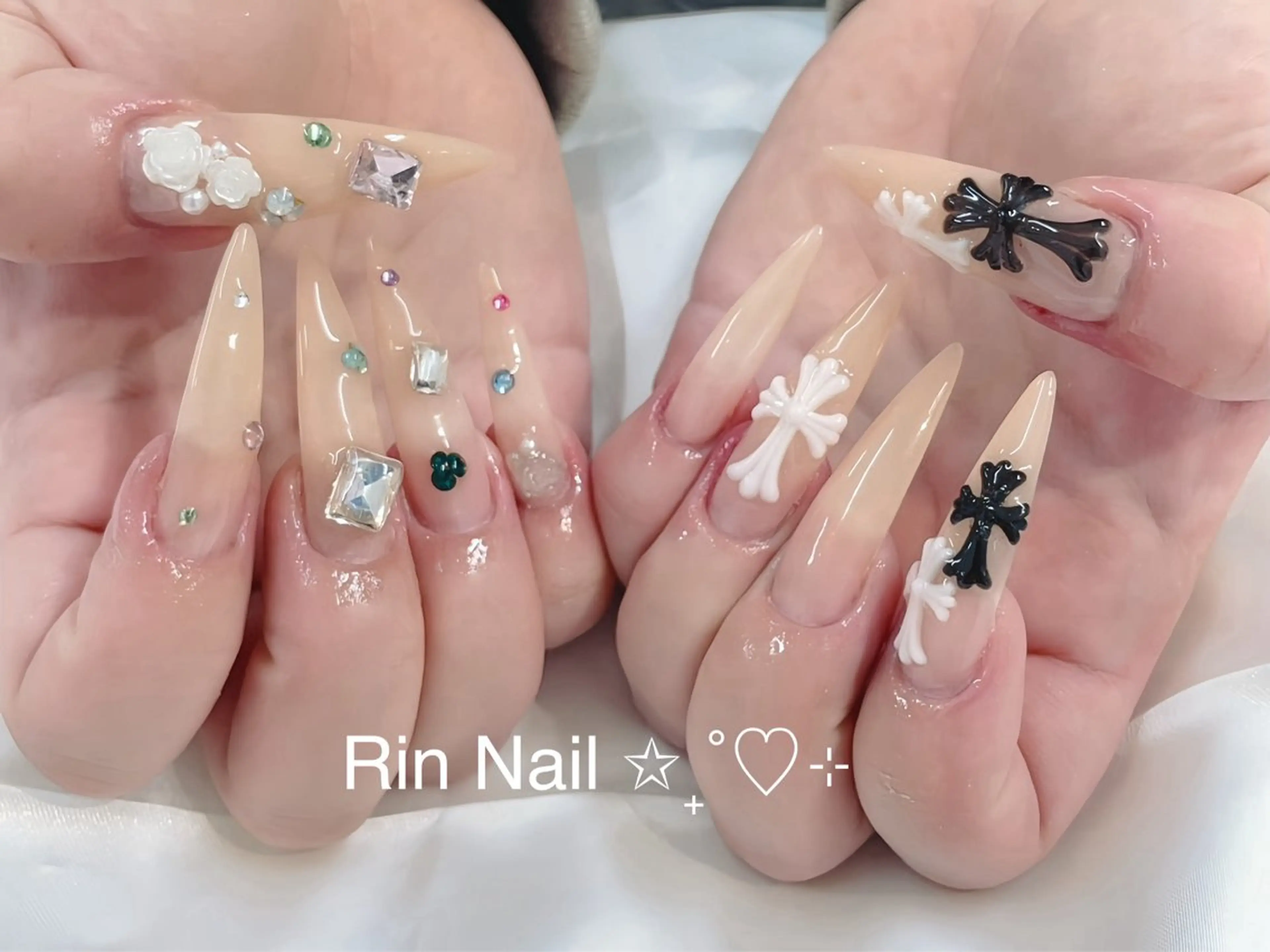 ネイル アートネイル ロングネイル ニュアンスネイル スカルプネイル ネイルチップ ハンドネイル Rin Nail 新大久保店のネイルデザイン