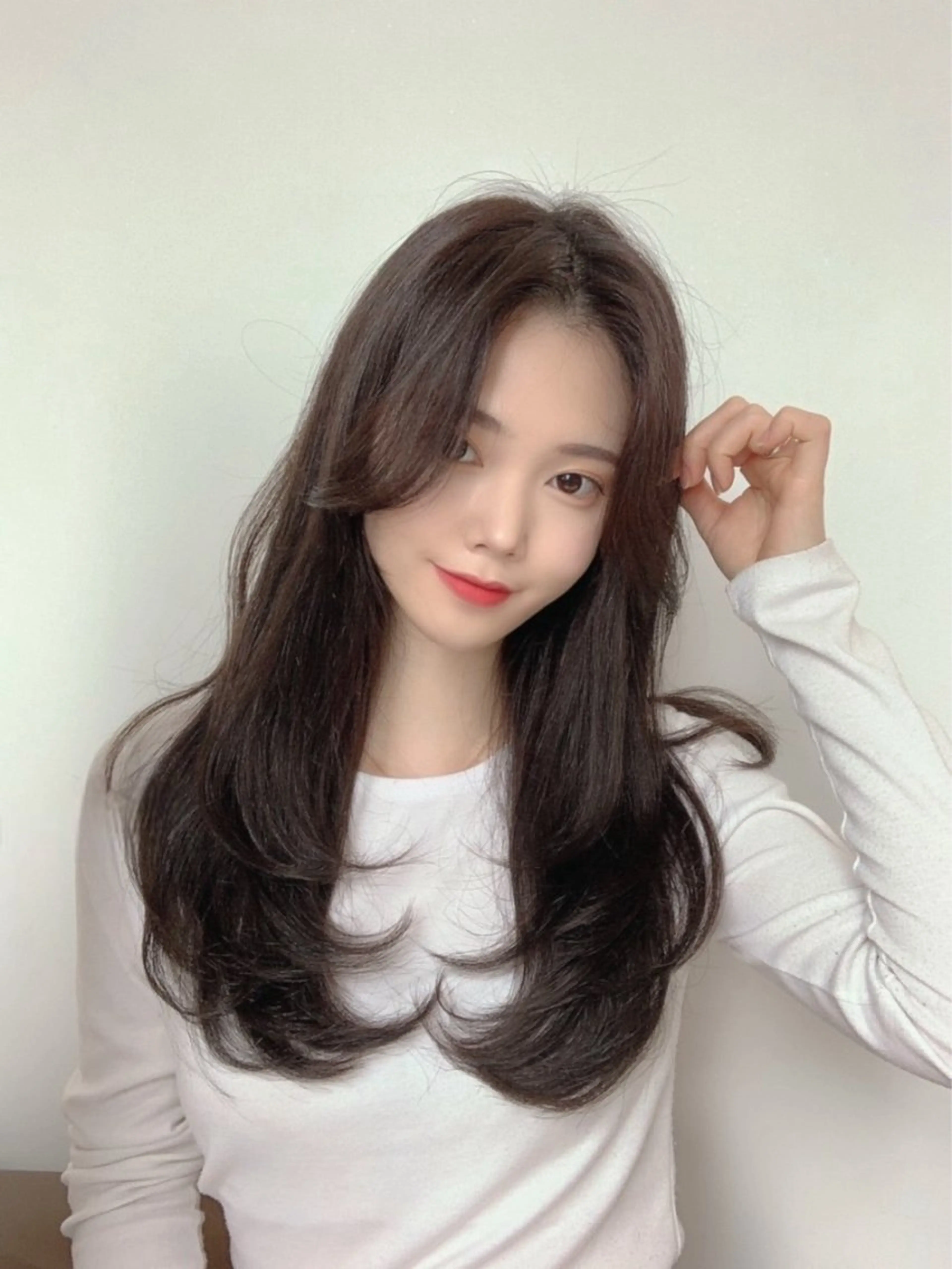 ロング くせ毛 髪質改善 韓国風ヘア レイヤーカット 小顔カット カット ヘアカラー トリートメント 韓国風✨髪質改善✨ 縮毛矯正✨松浦知奈美のヘアスタイル