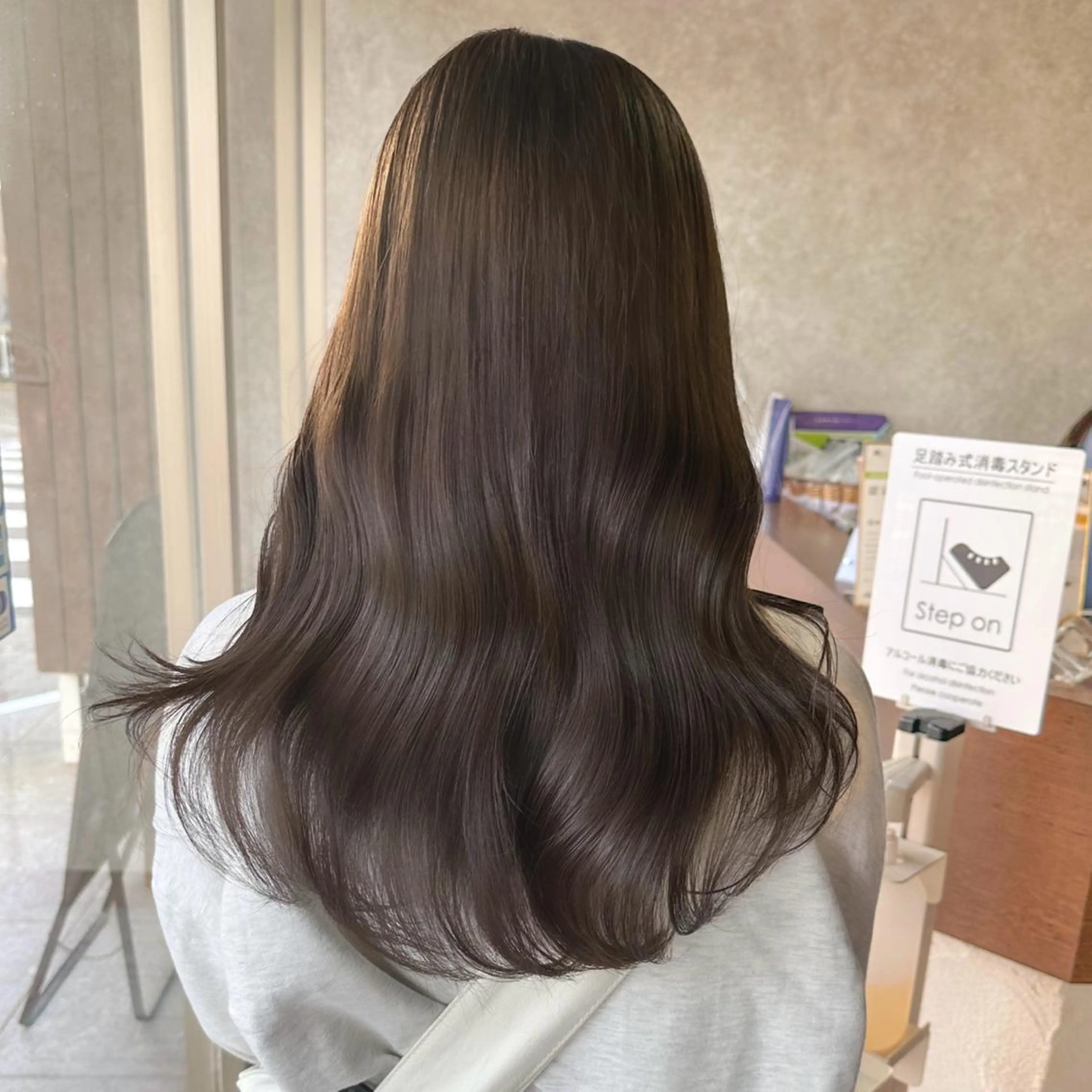 ロング カラー ベージュカラー ブリーチ ヘーゼル ブリーチなしカラー カット ヘアカラー トリートメント 高橋 みく/ minim 暖色のヘアスタイル