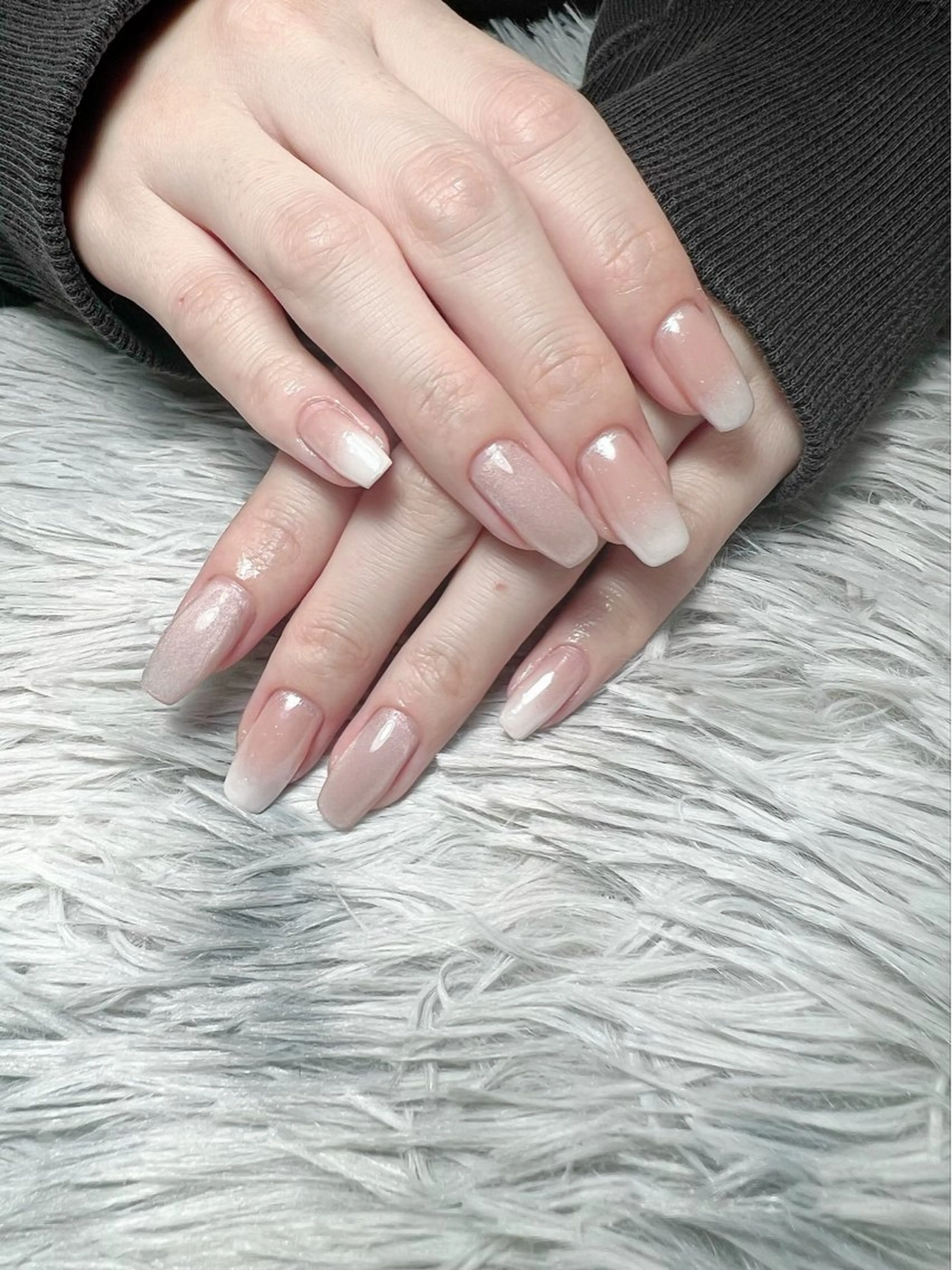 ネイル ジェルネイル グラデーション マグネットネイル シンプルネイル ハンドネイル シェヌネイル JURAのネイルデザイン