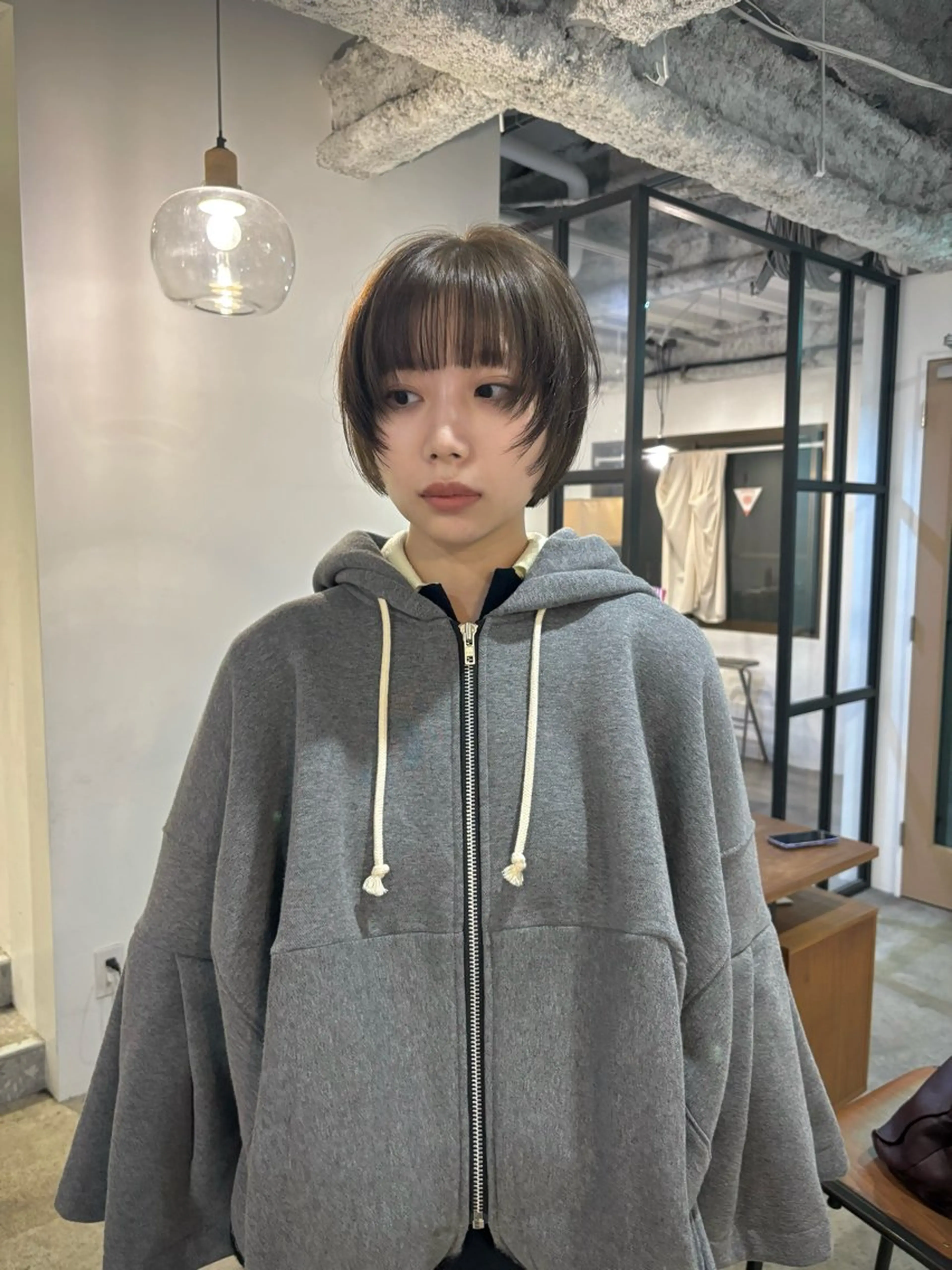 ショート カラー ベージュカラー ブラウンカラー ブラウンベージュ 透明感カラー ボブ カット ヘアカラー トリートメント yu maのヘアスタイル