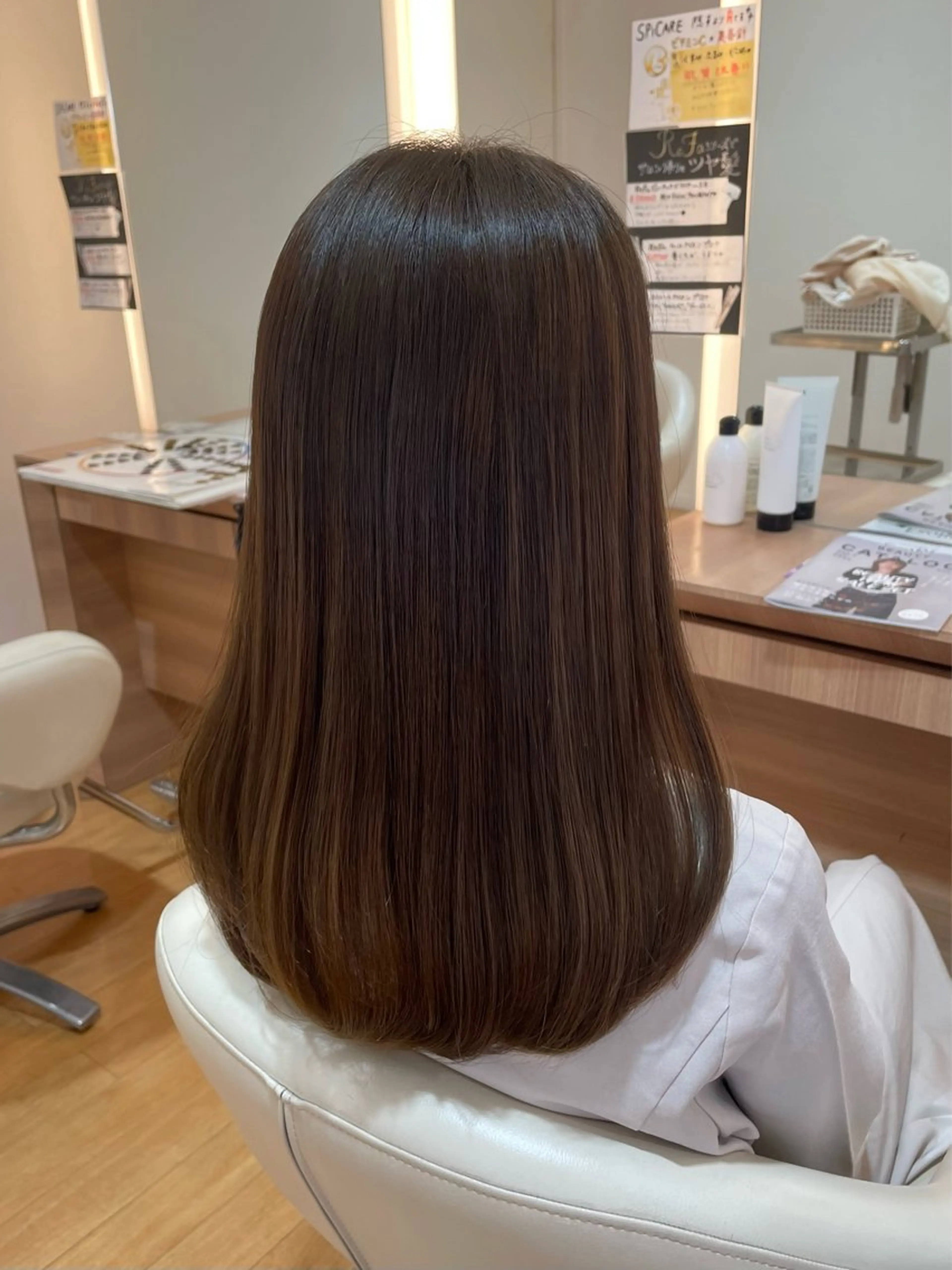 ロング 越智 咲穂のヘアスタイル