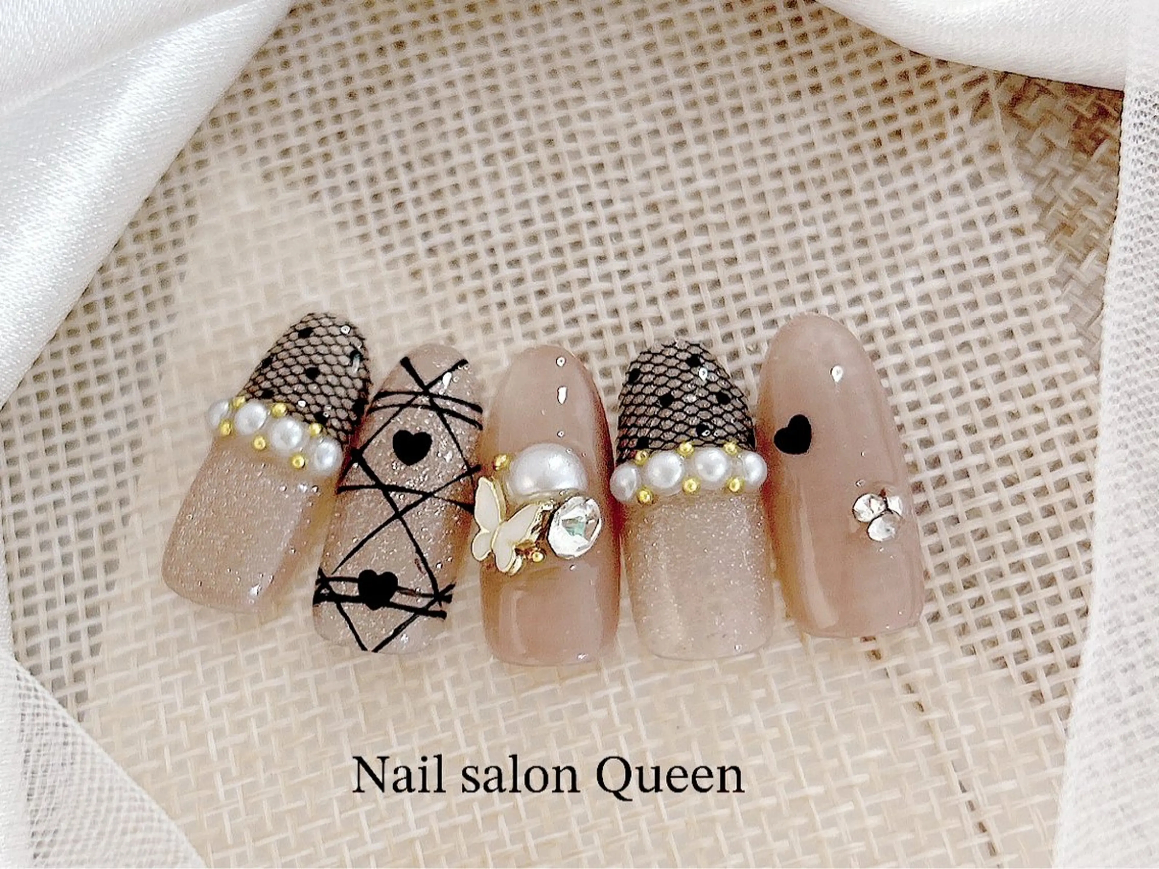 ネイル ネイルサロンクイーン 東京/新宿/大久保のネイルデザイン