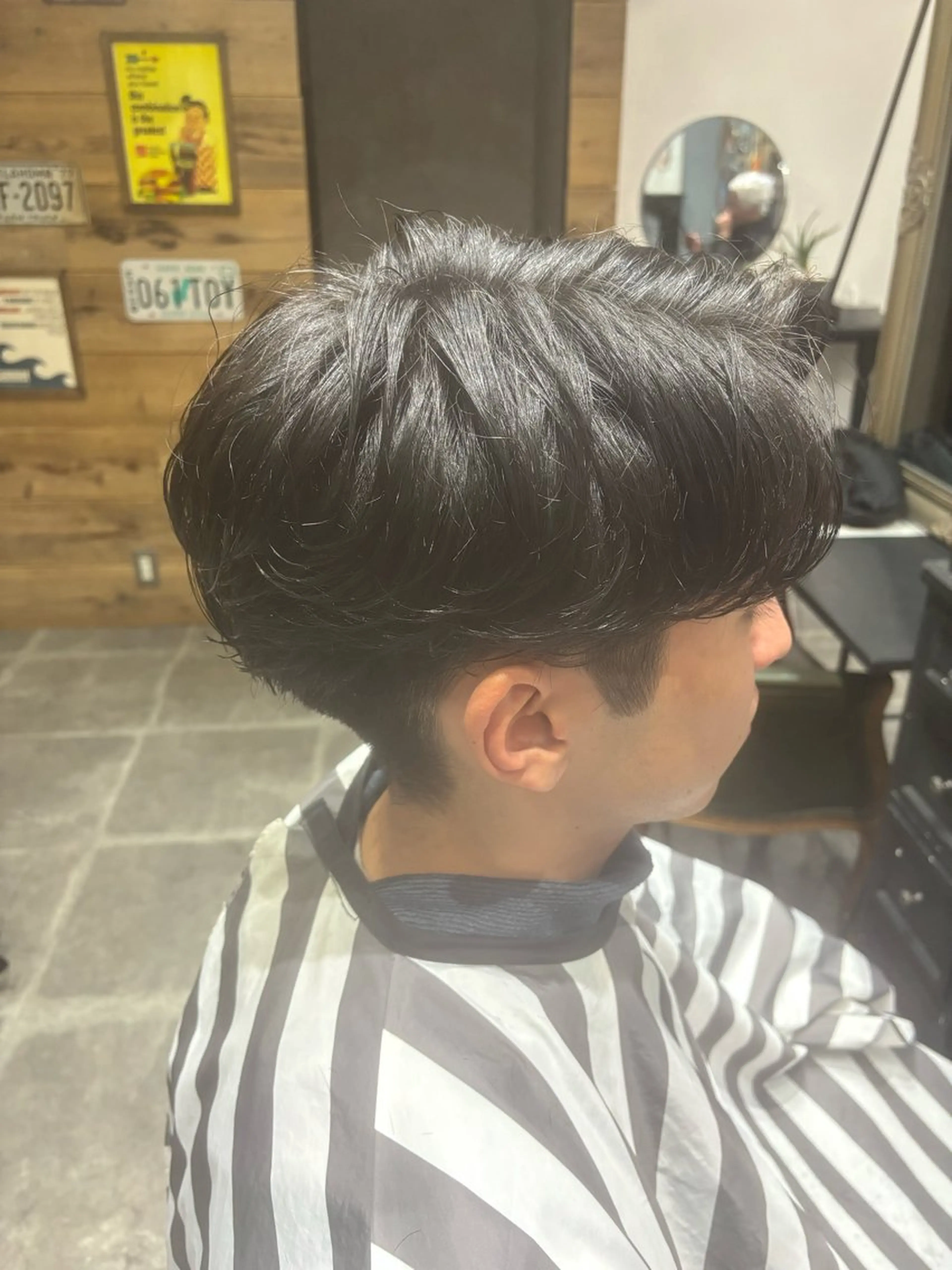 ショート 山中 瞬のヘアスタイル