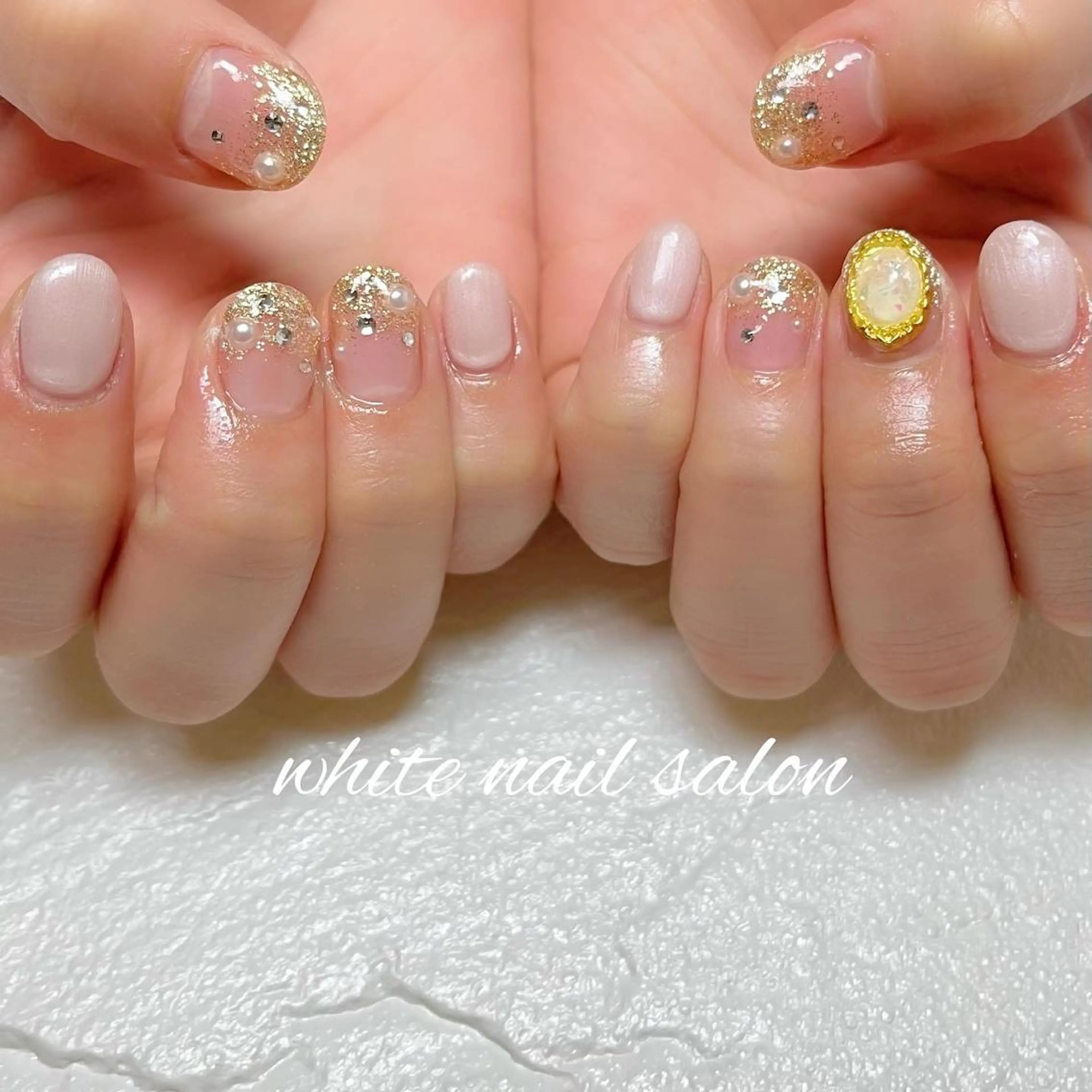 ネイル フットネイル ジェルネイル ハードジェル ラメ(グリッター) 持ち込み ハンドネイル white nail salonのネイルデザイン