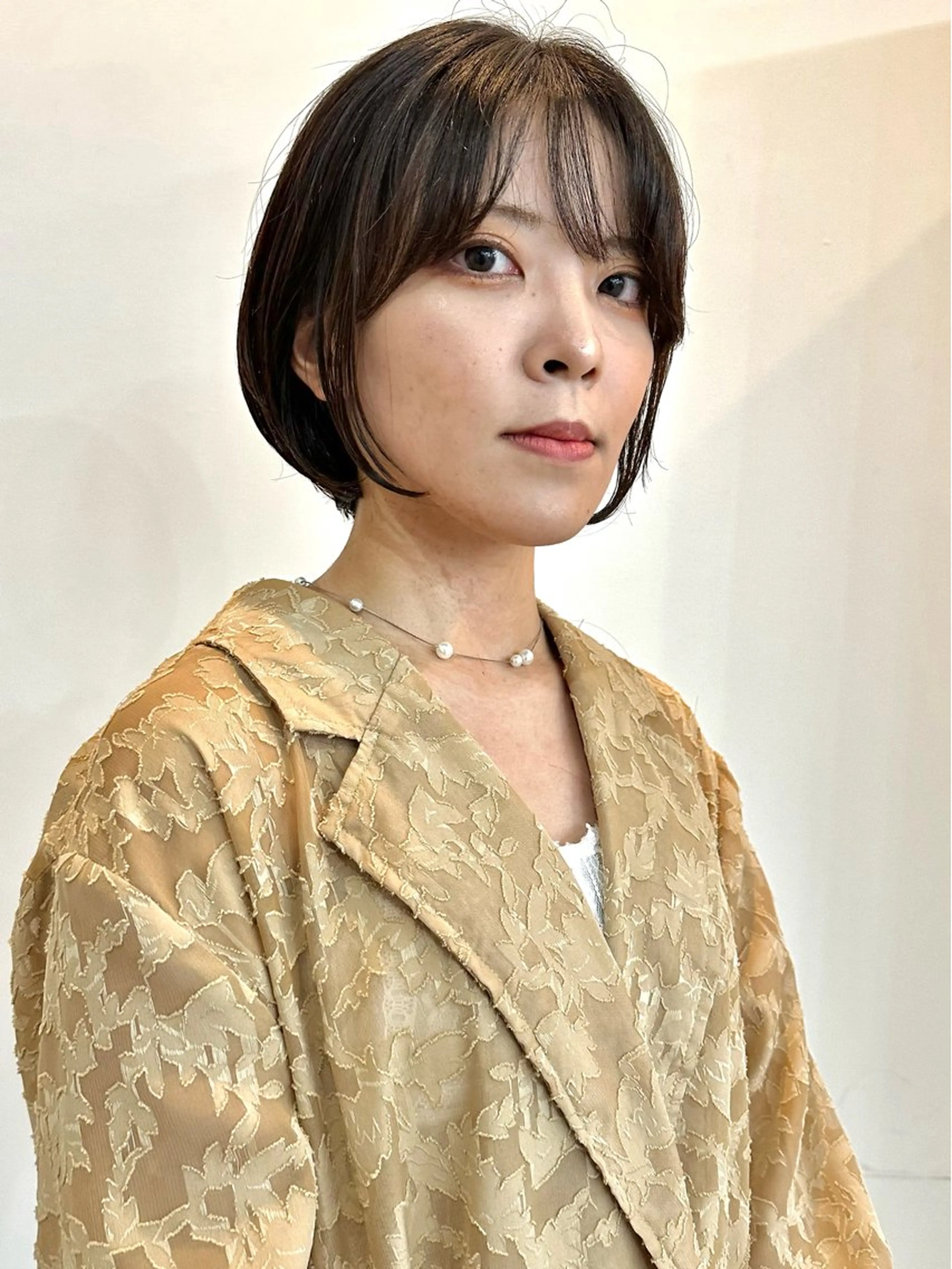 ショート カラー ヘアアレンジ ショートボブ ブリーチ インナーカラー ブリーチなしカラー ボブ カット ヘアカラー トリートメント 切りっぱなしボブ/ デザインカラー店長のヘアスタイル