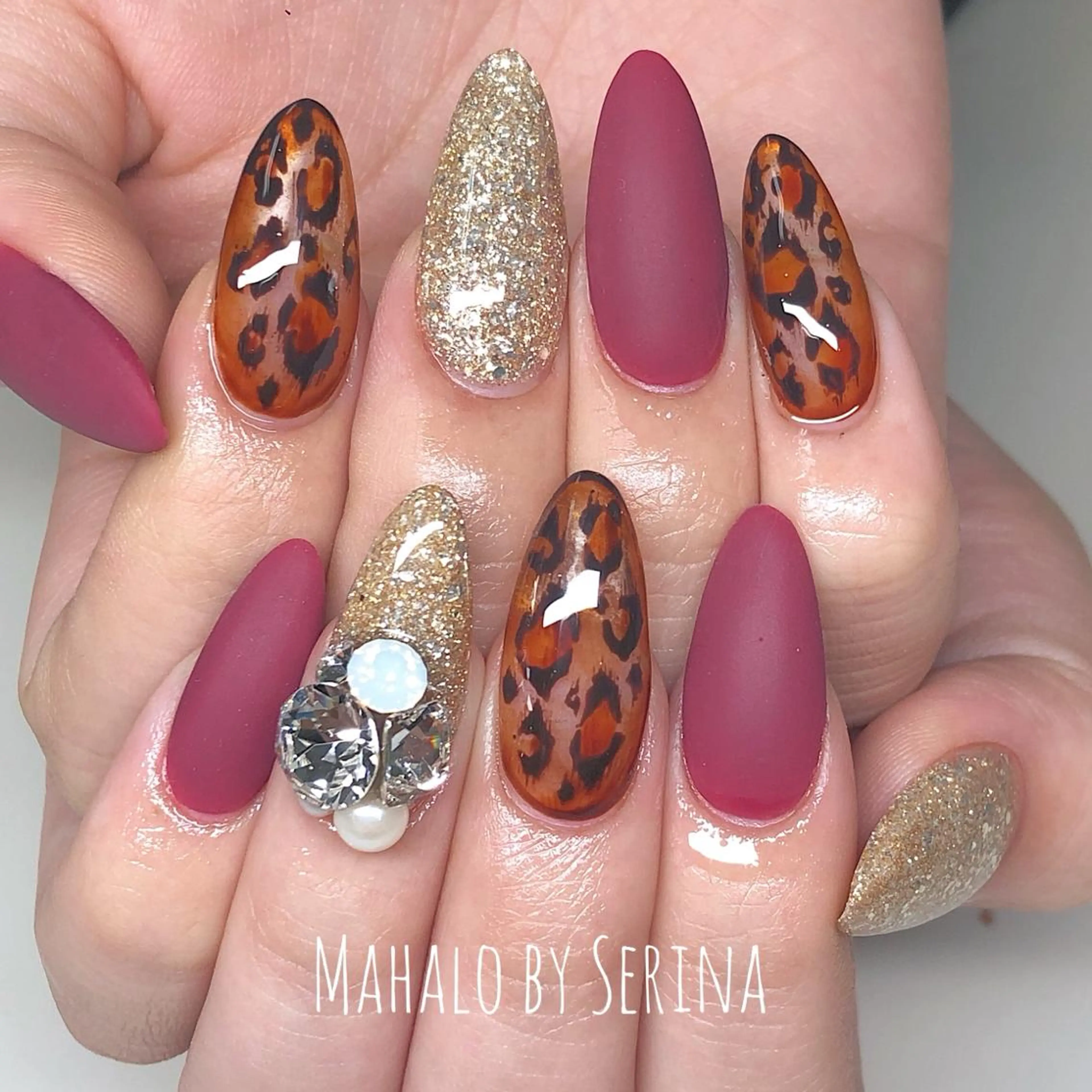 ミディアム カラー ネイル SUNNY BAE. SERINAのネイルデザイン