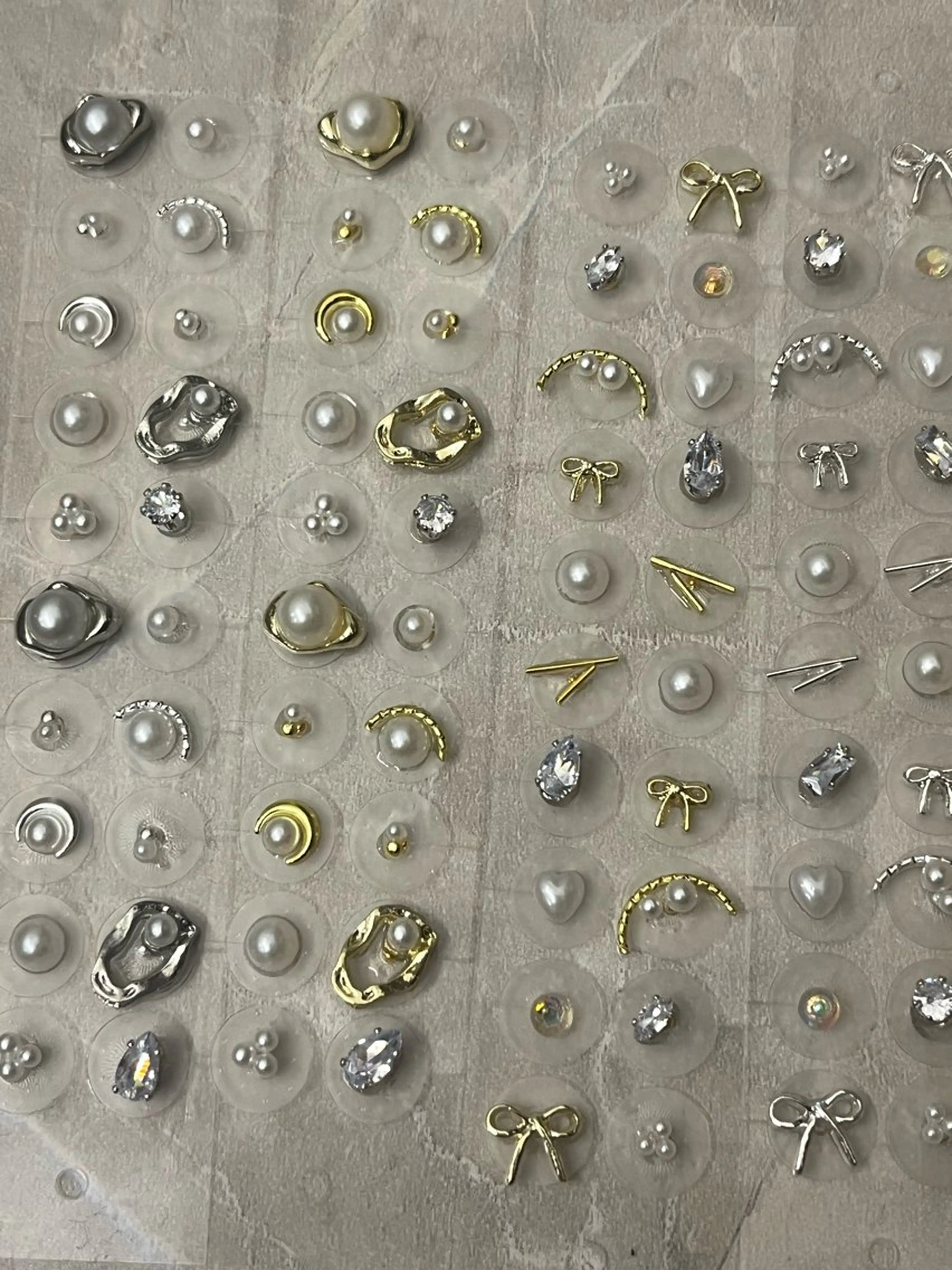 ハーブ 耳ツボ Smooかほく店のエステ・リラクイメージ