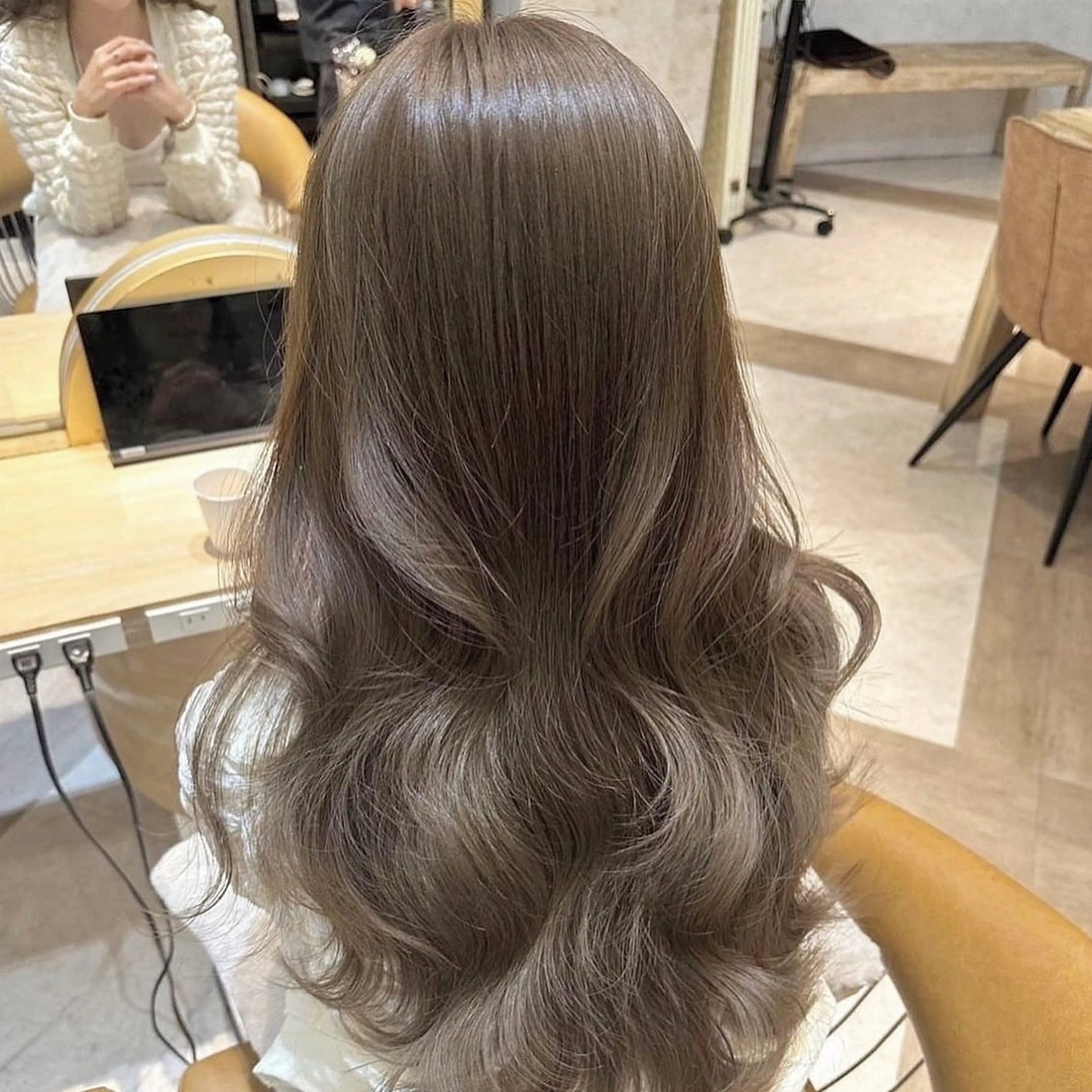 ロング カラー 顔周り\エクステ\ 透明感カラー\まりんのヘアスタイル