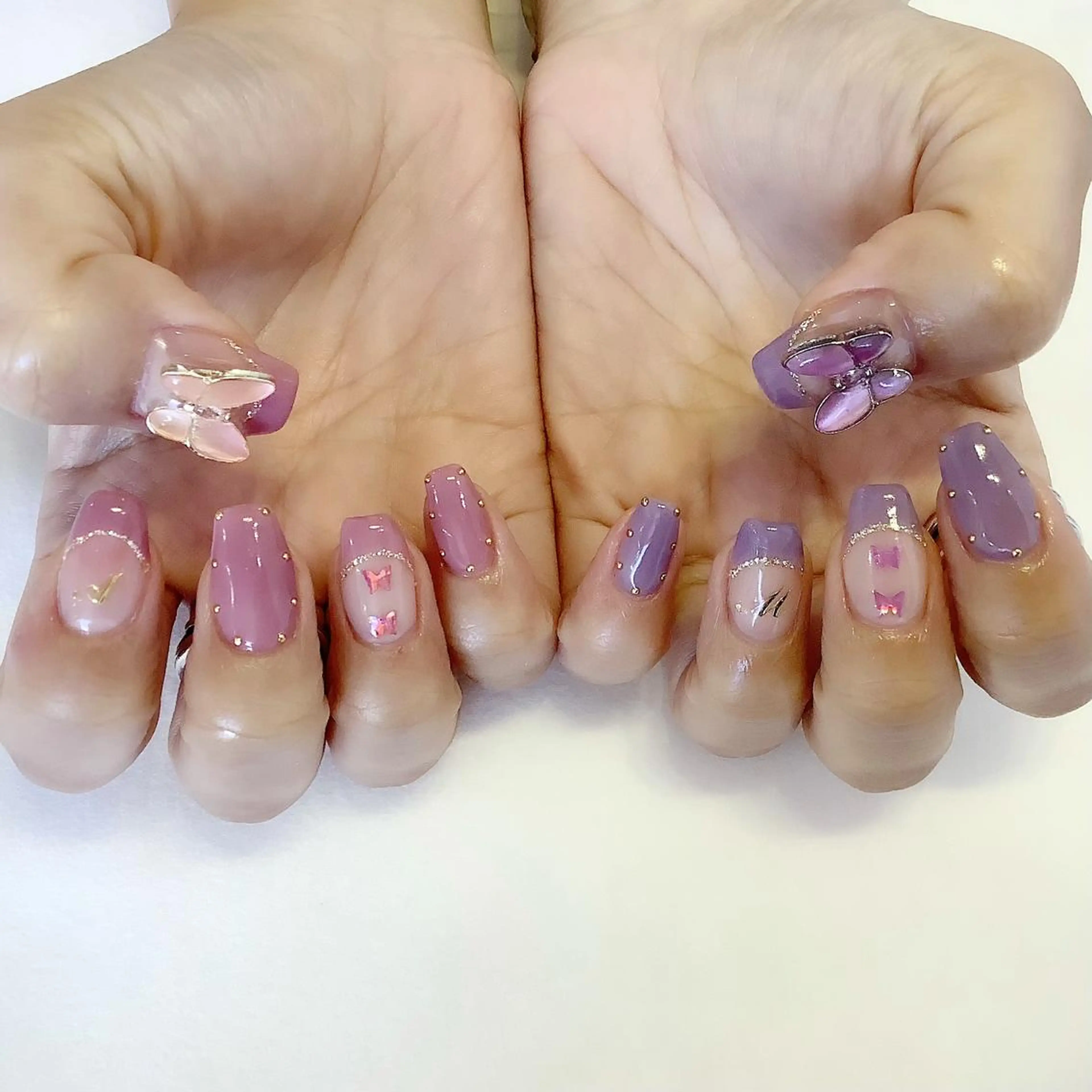 ネイル ハンドネイル 💎🐰 saki. m 🐰💎のネイルデザイン