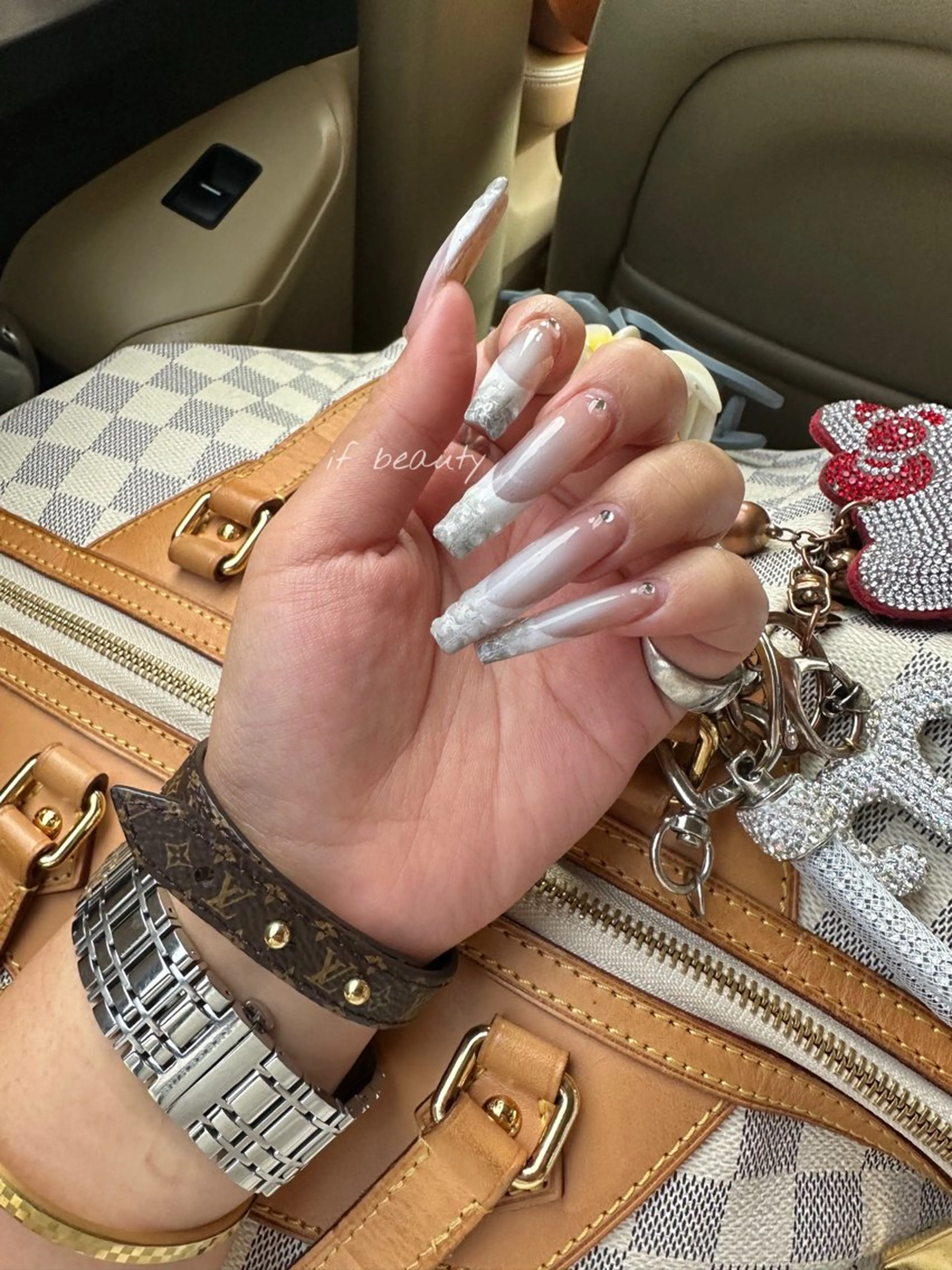 ネイル アートネイル ジェルネイル グラデーション パラジェル ワンホンネイル ハンドネイル if Hair＆Nail Salon所属・IKA /海外ネイル /個性派/ワンホンのネイルデザイン