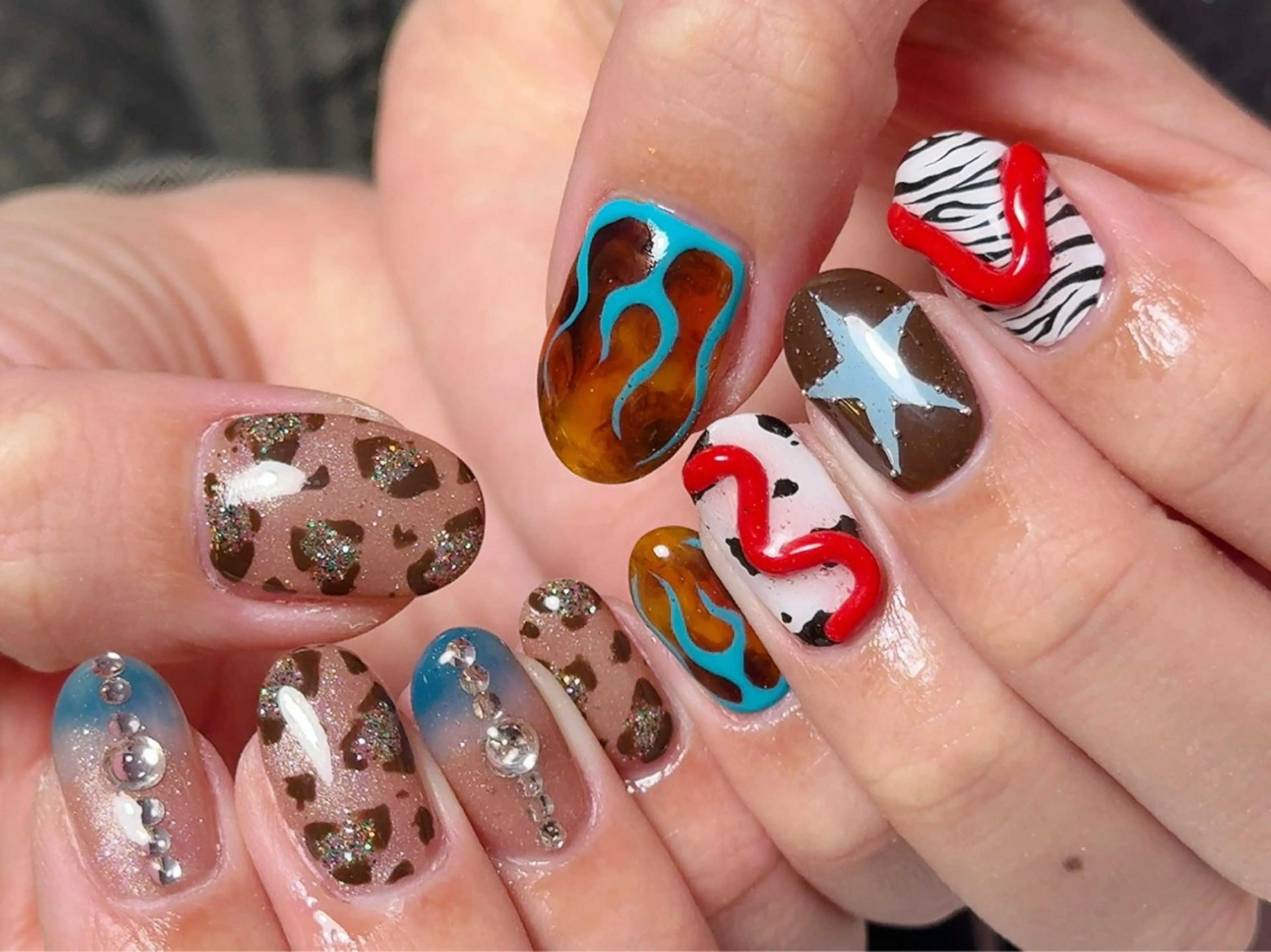 ネイル ハンドネイル Nail Atelier IamI所属・アイアムアイ 大村磨衣のネイルデザイン