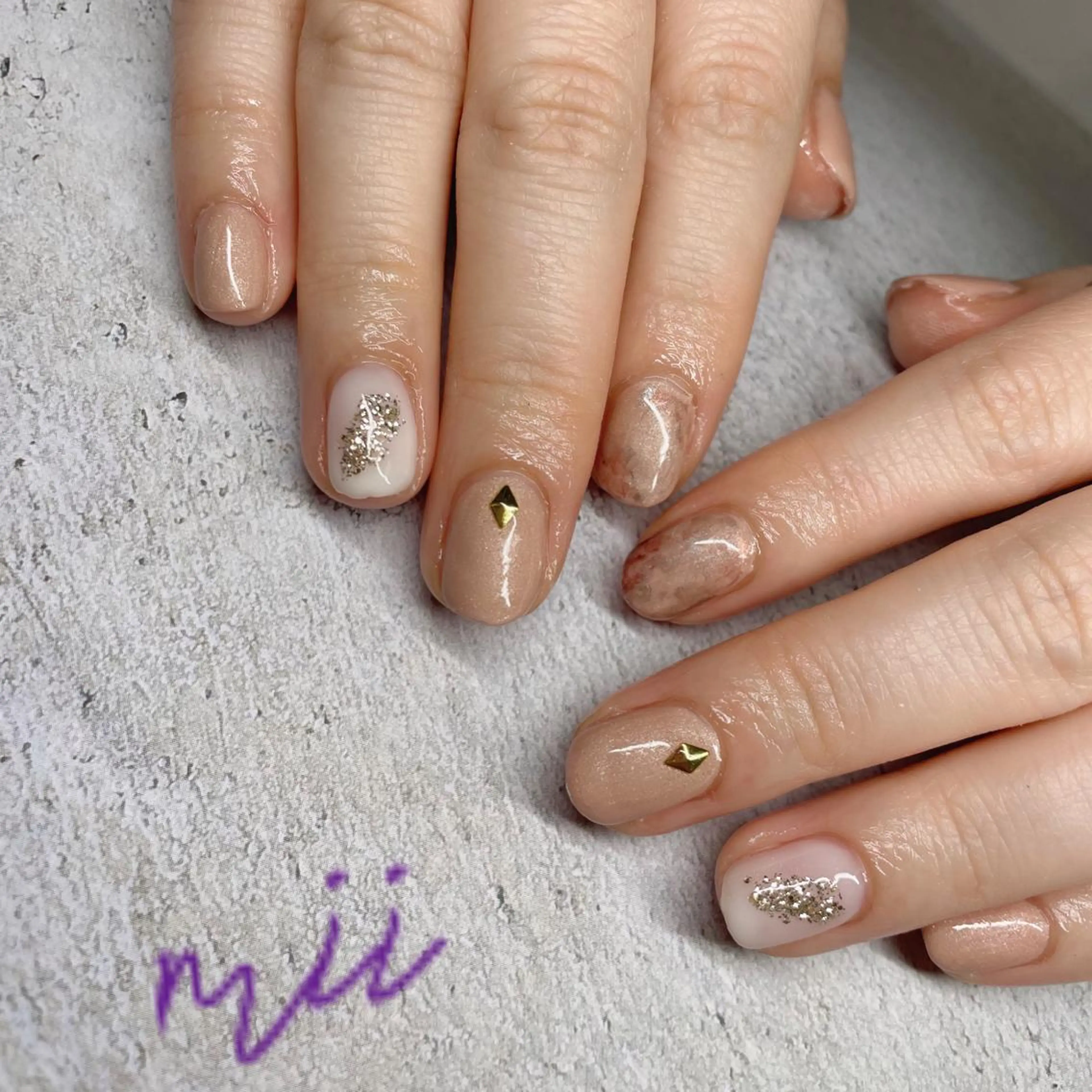 ネイル ＆robe  mii 🌿のネイルデザイン