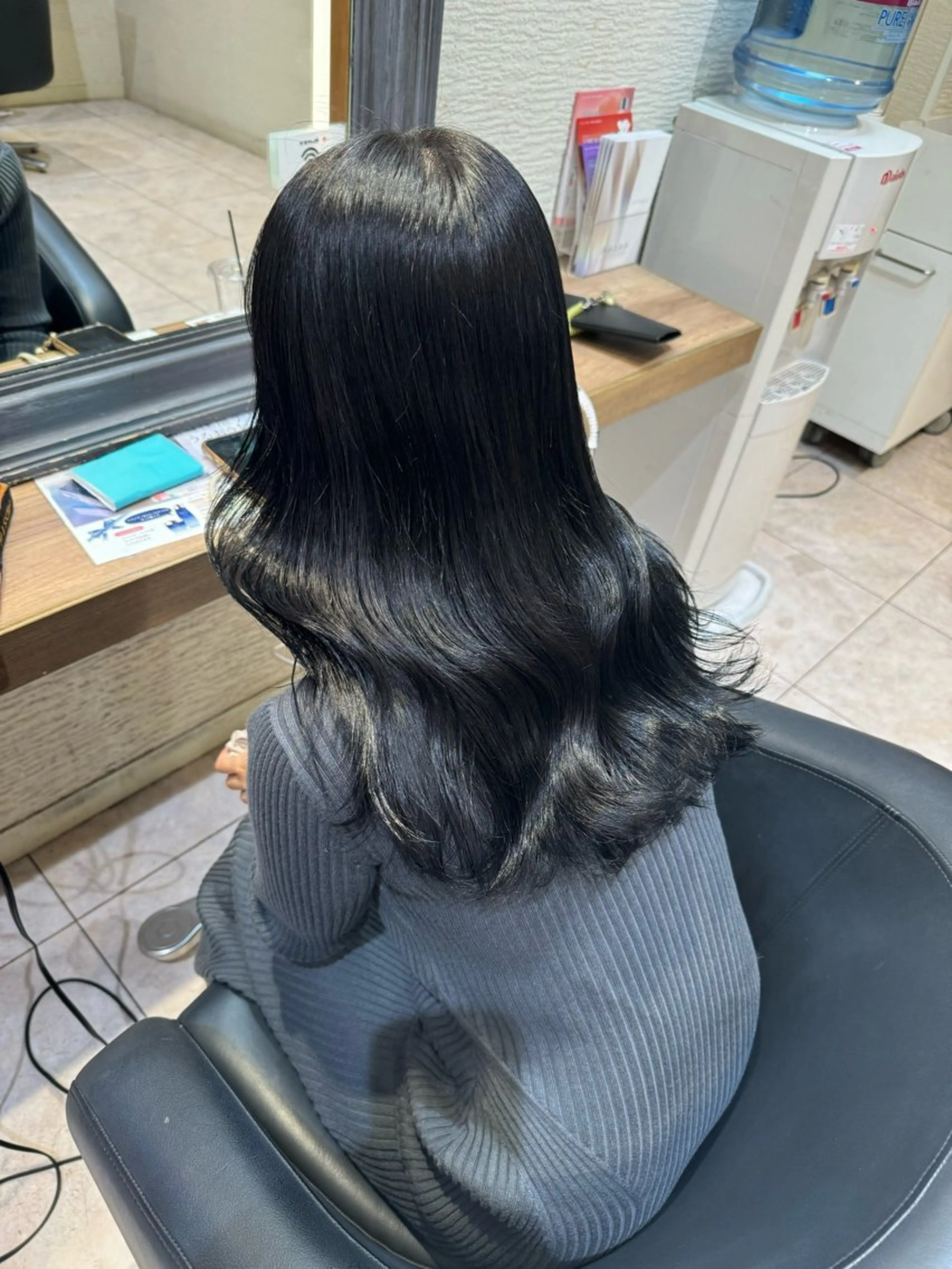 📣黒染めじゃない暗染 + 保湿トリートメント📣の写真