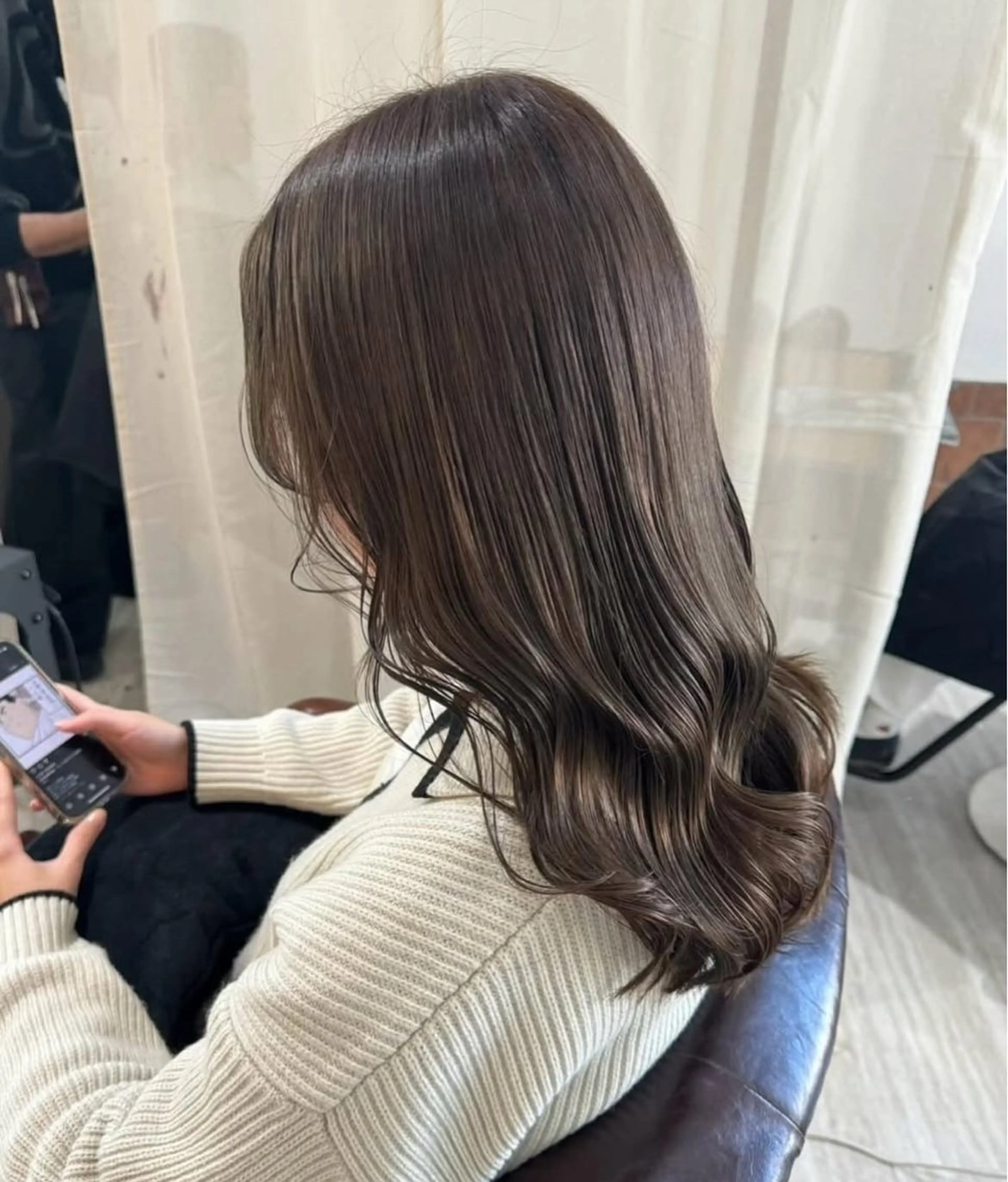 セミロング 美髪✨艶髪✨髪質改善 カラー特化❣辻本悠心のヘアスタイル