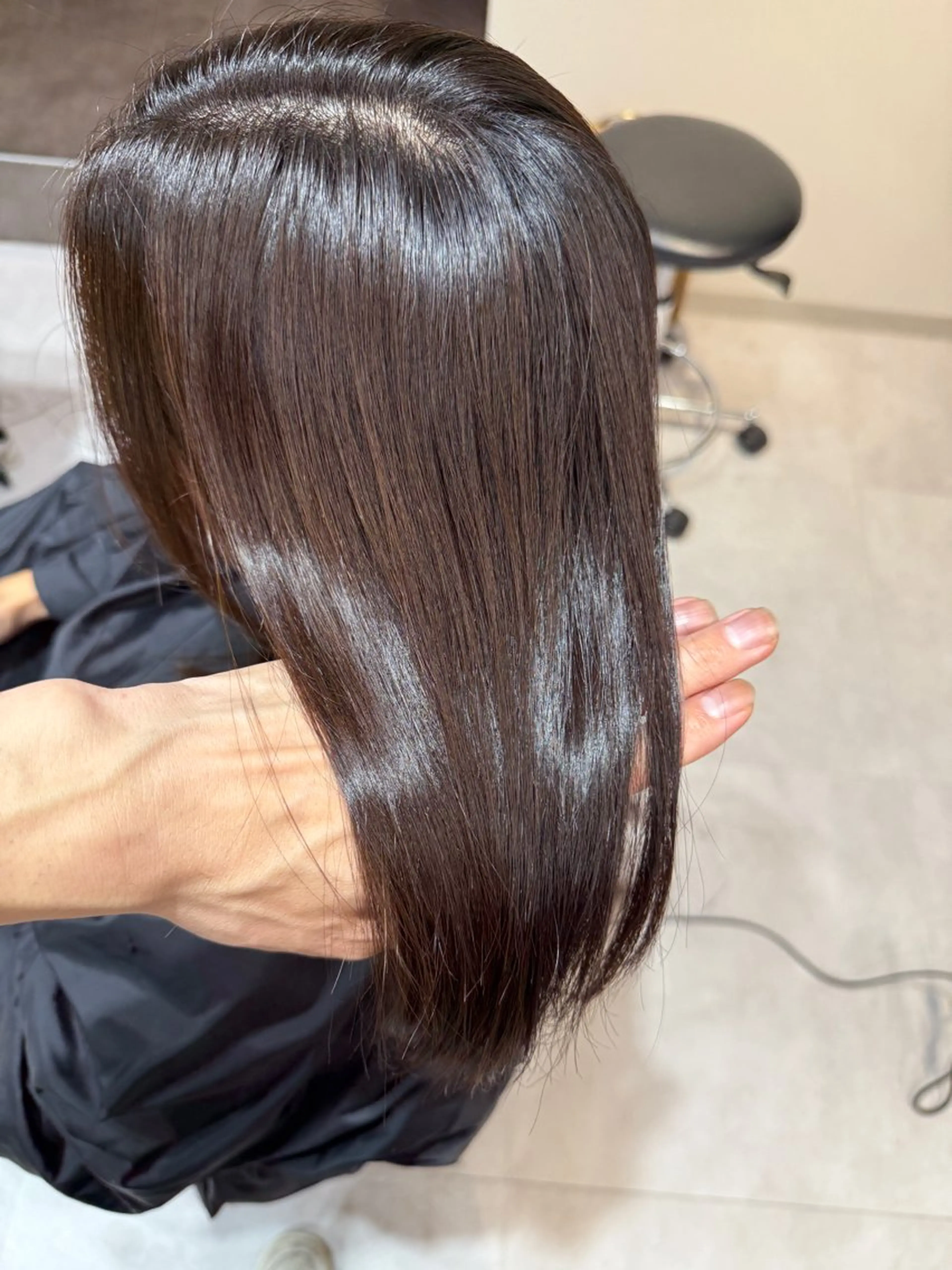 セミロング 縮毛矯正 トリートメント ⭐️小松 邦彦⭐️のヘアスタイル