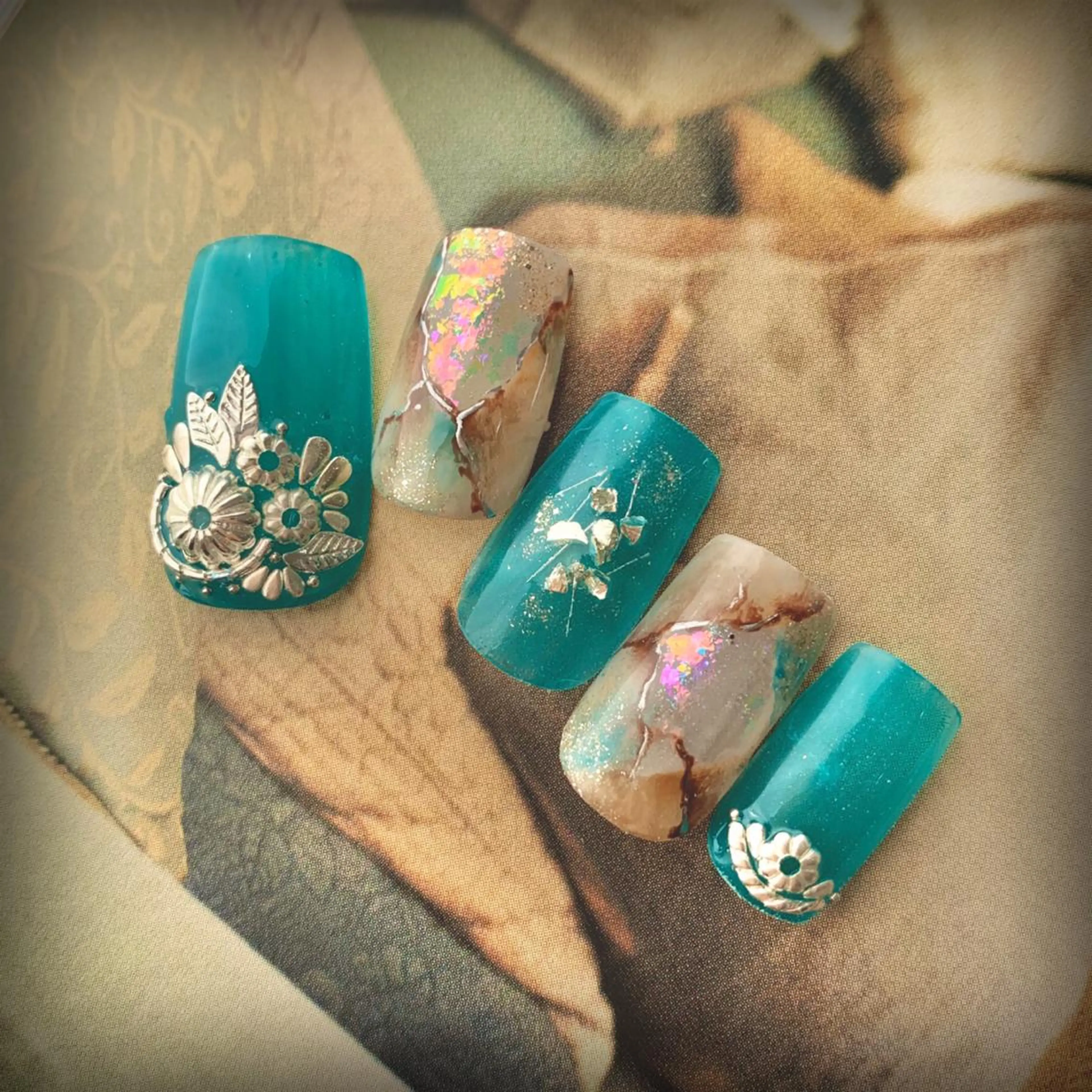 ネイル Nes.nail所属・🌼Nomura Yuko🌷のネイルデザイン