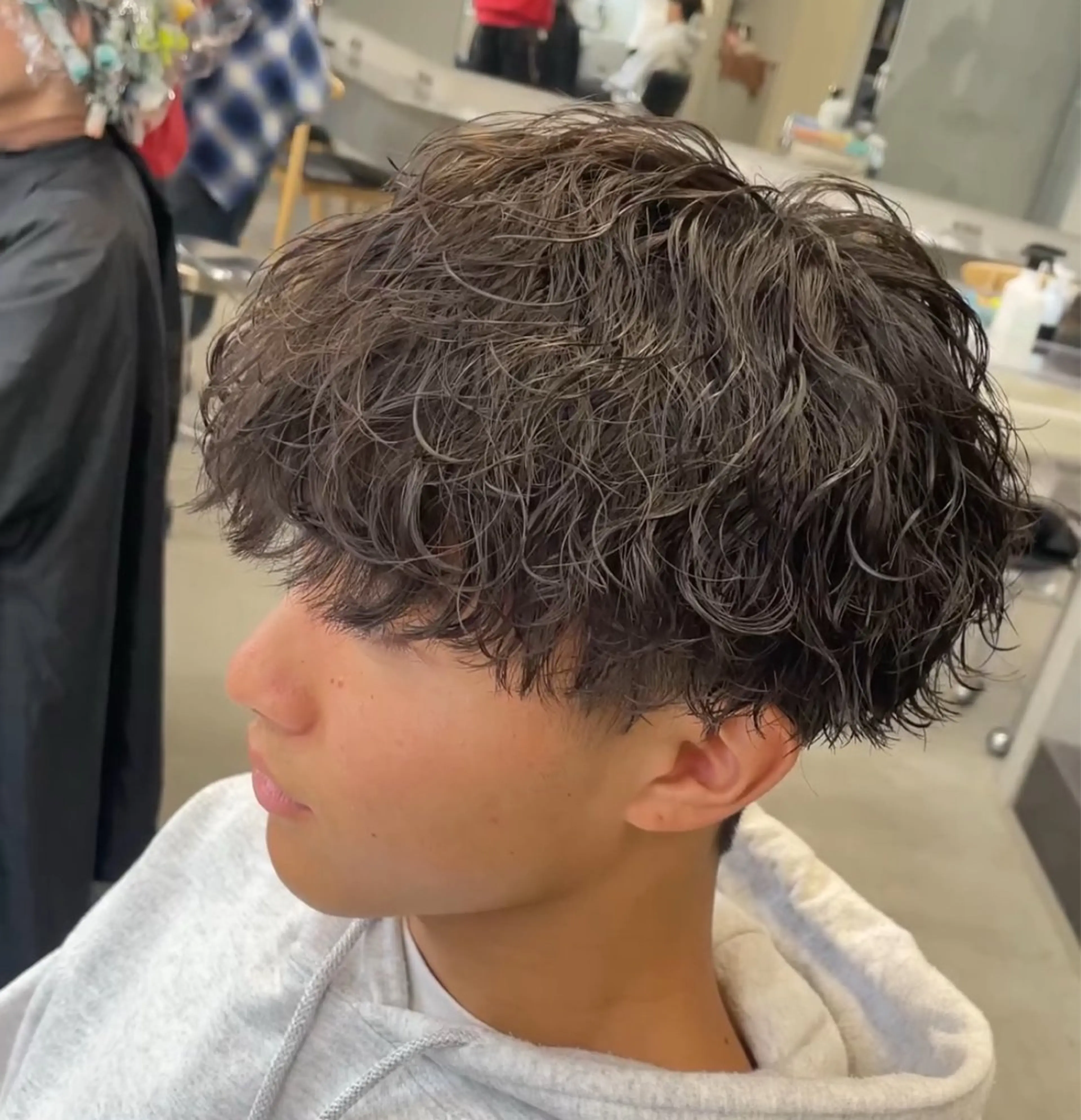 パーマ メンズ メンズパーマ 波巻きパーマ 高橋 晴のヘアスタイル