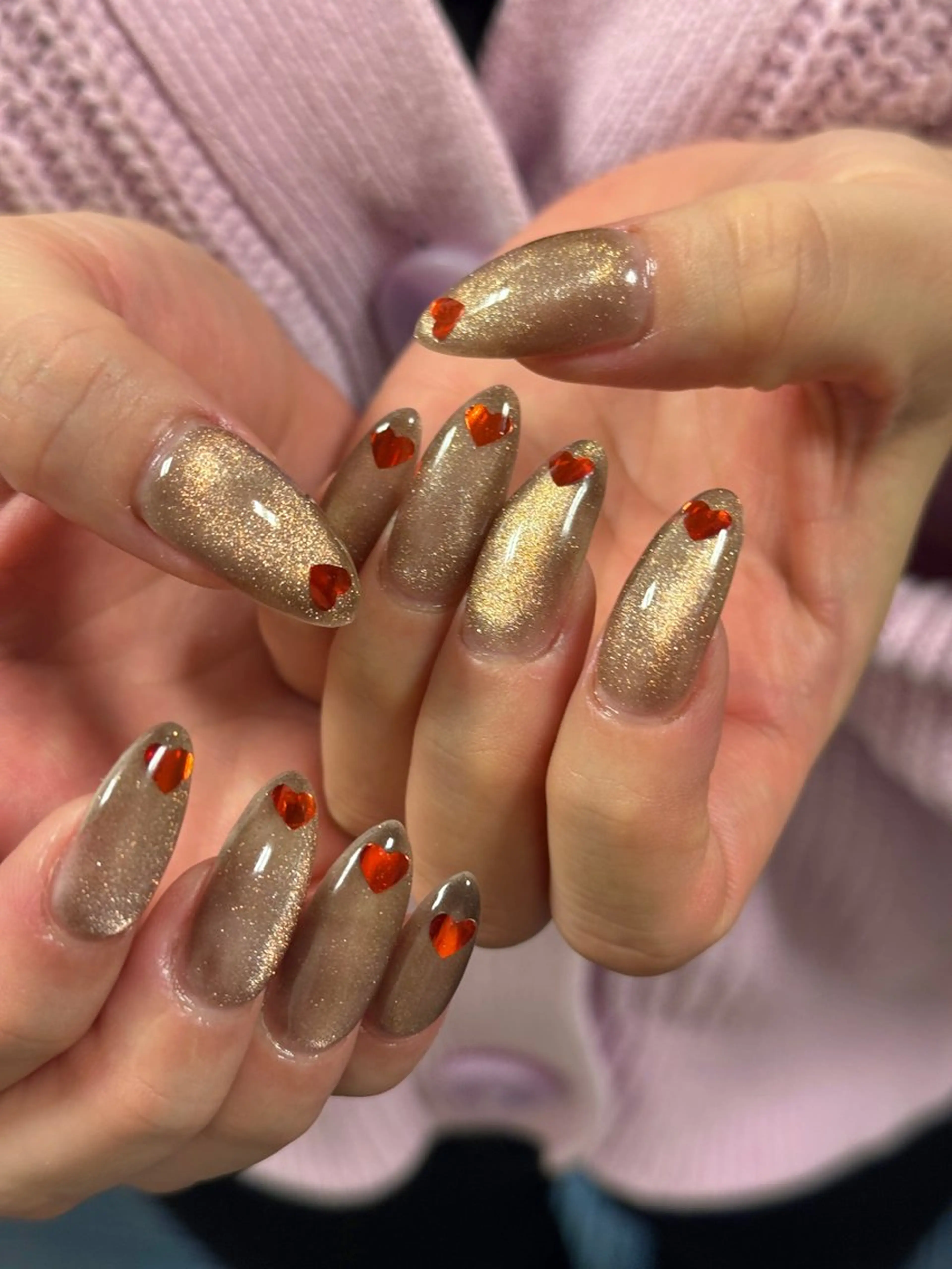 ネイル ブラウン ハート マグネットネイル 深田 美雪のネイルデザイン