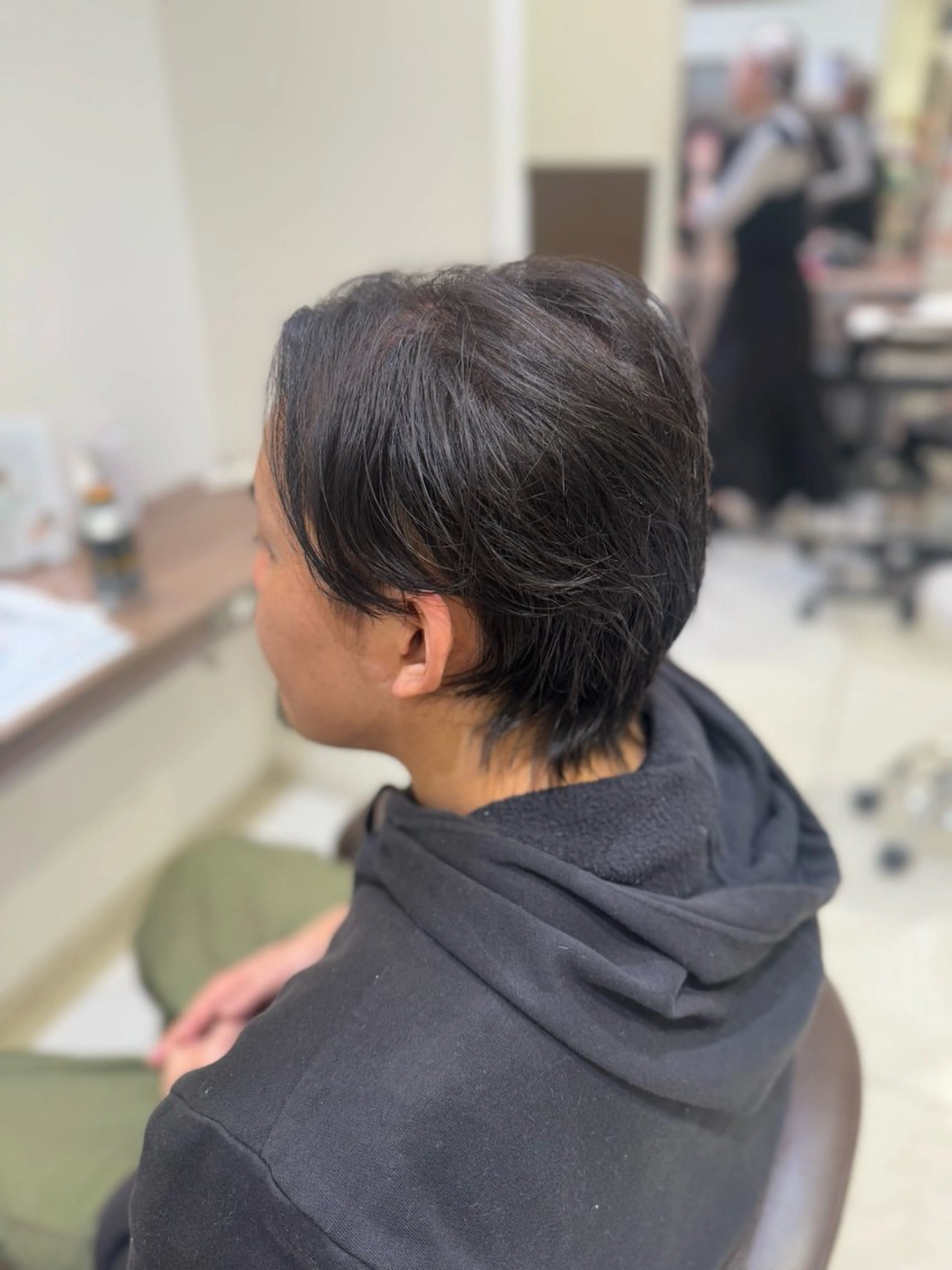 ショート カラー メンズ センターパート マンバンヘア ツーブロック 黒髪 🕯コバ/レイヤー/ 透明感/縮毛🕯のヘアスタイル