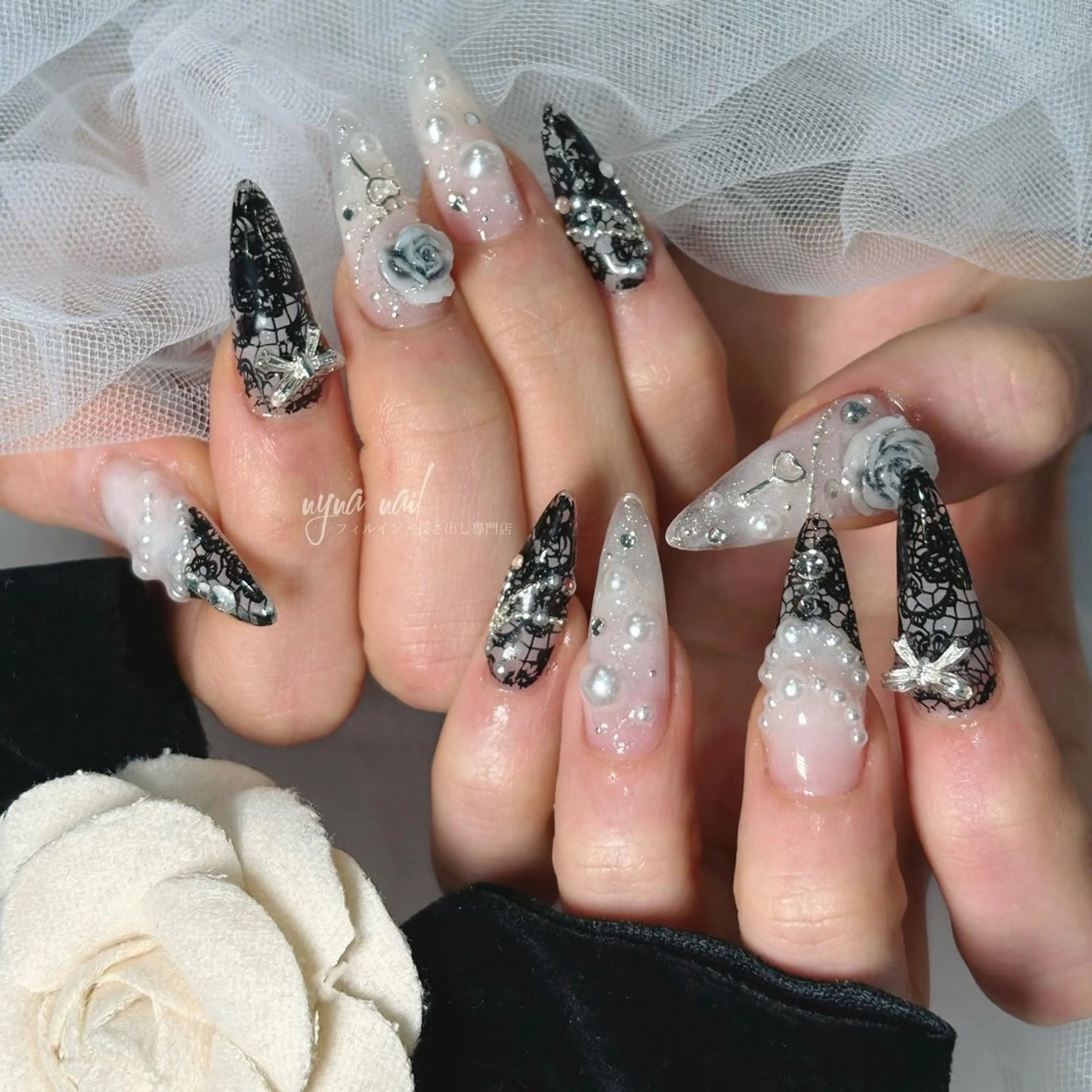 ネイル ハンドネイル 長さ出し専門 nynaのネイルデザイン