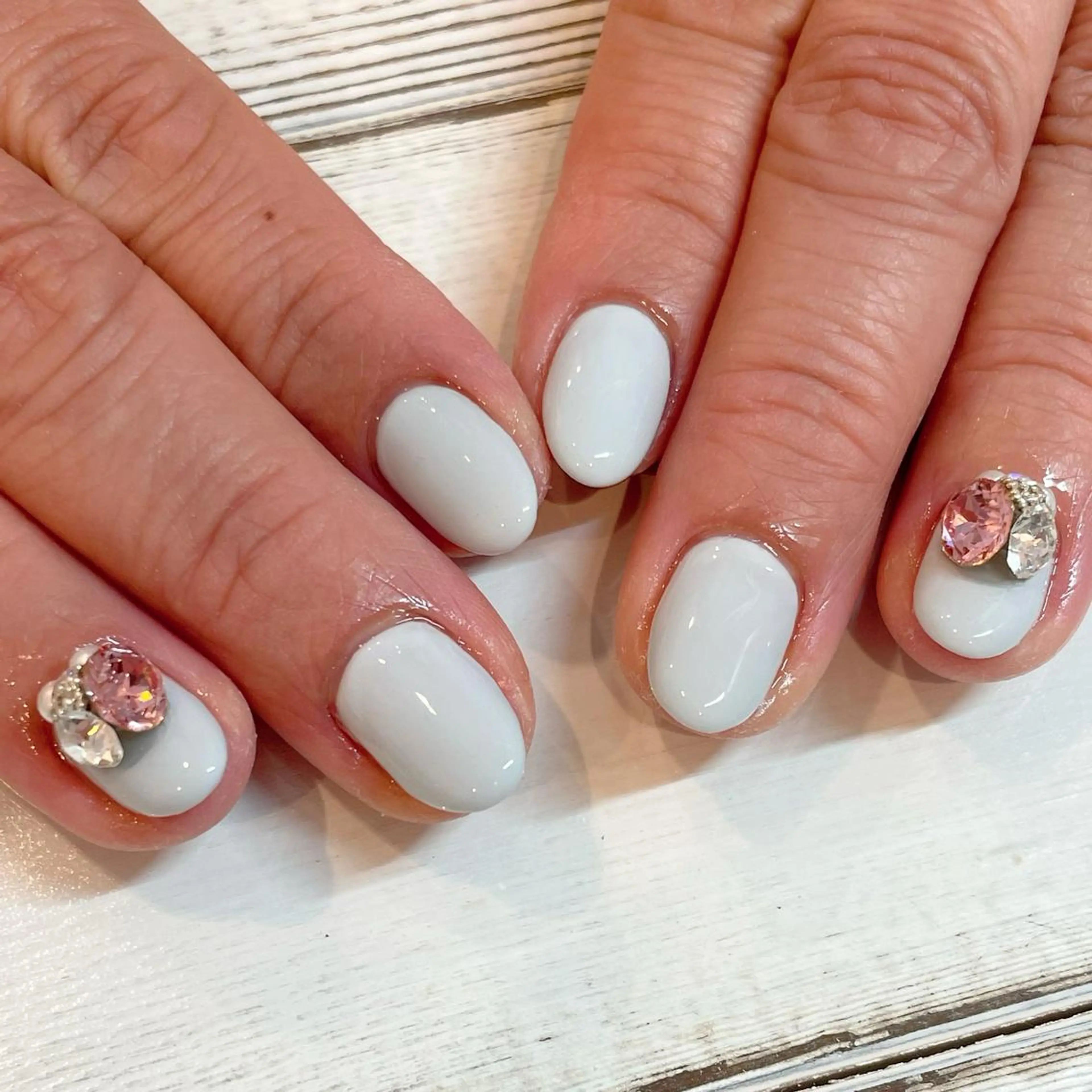 ネイル Serenity by Mari所属・Shinozaki mariのネイルデザイン